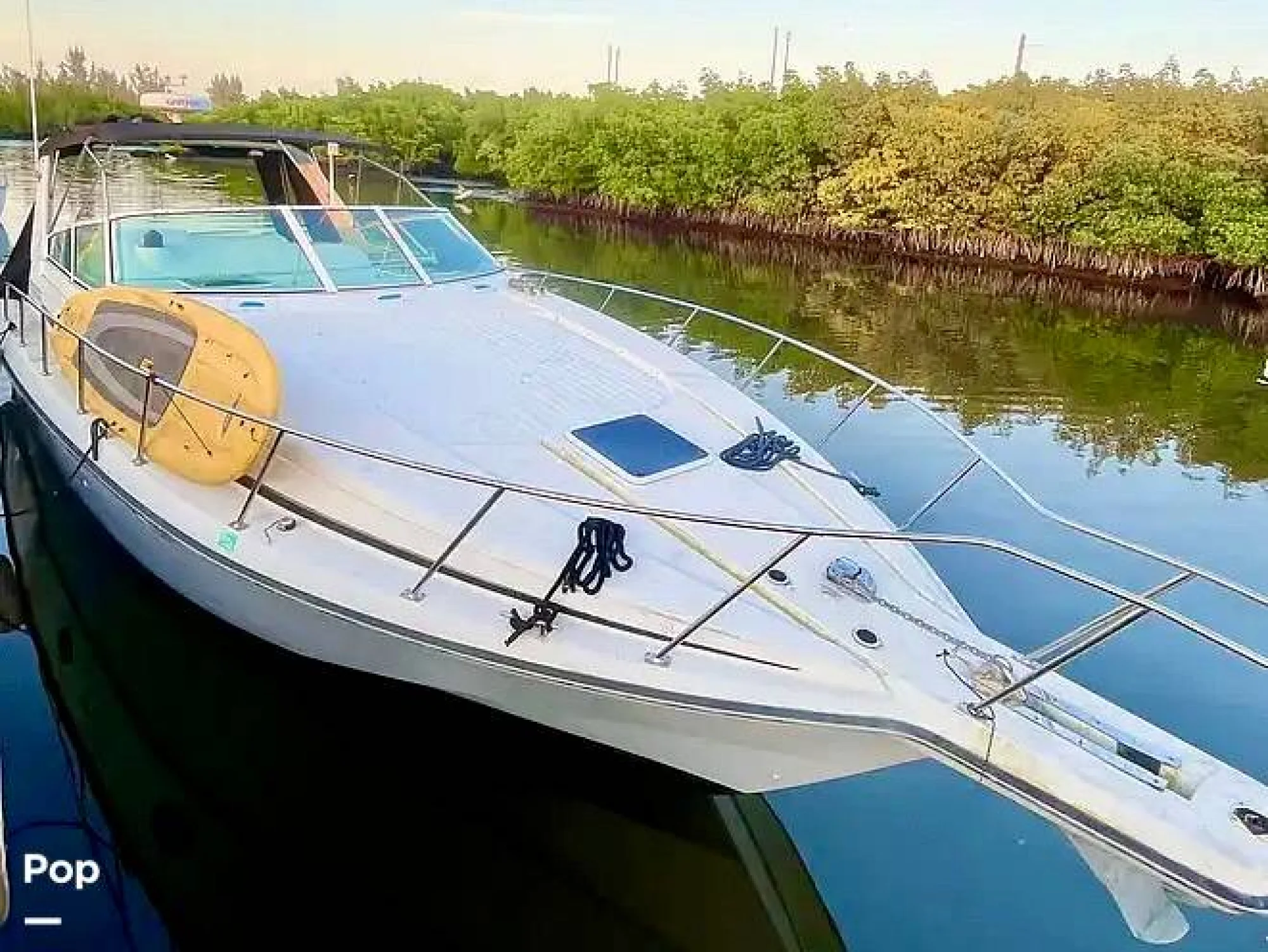 1994 Trojan 370 Express - Image 5