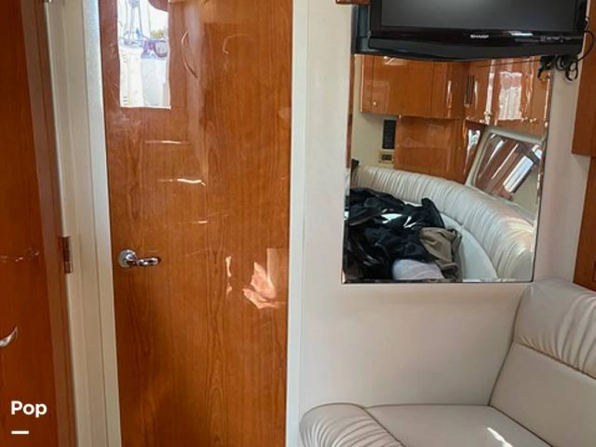 2000 Sea Ray 410 Sundancer - Image 2