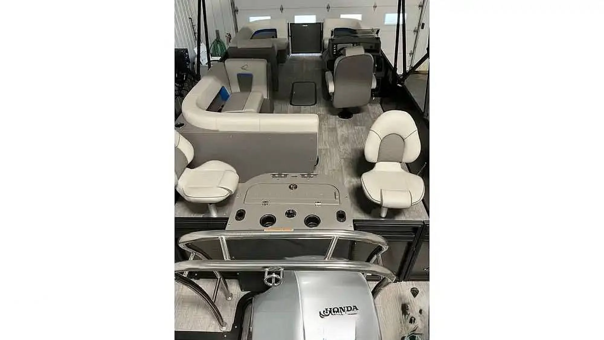 2025 Qwest E-Class 22 XRE CRUISE - Image 3