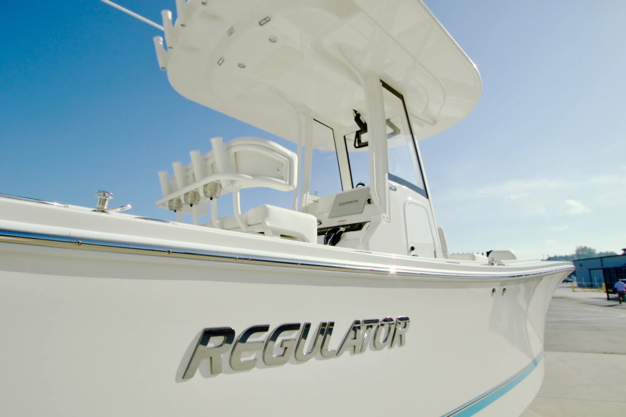 2026 REGULATOR 23 - Image 5