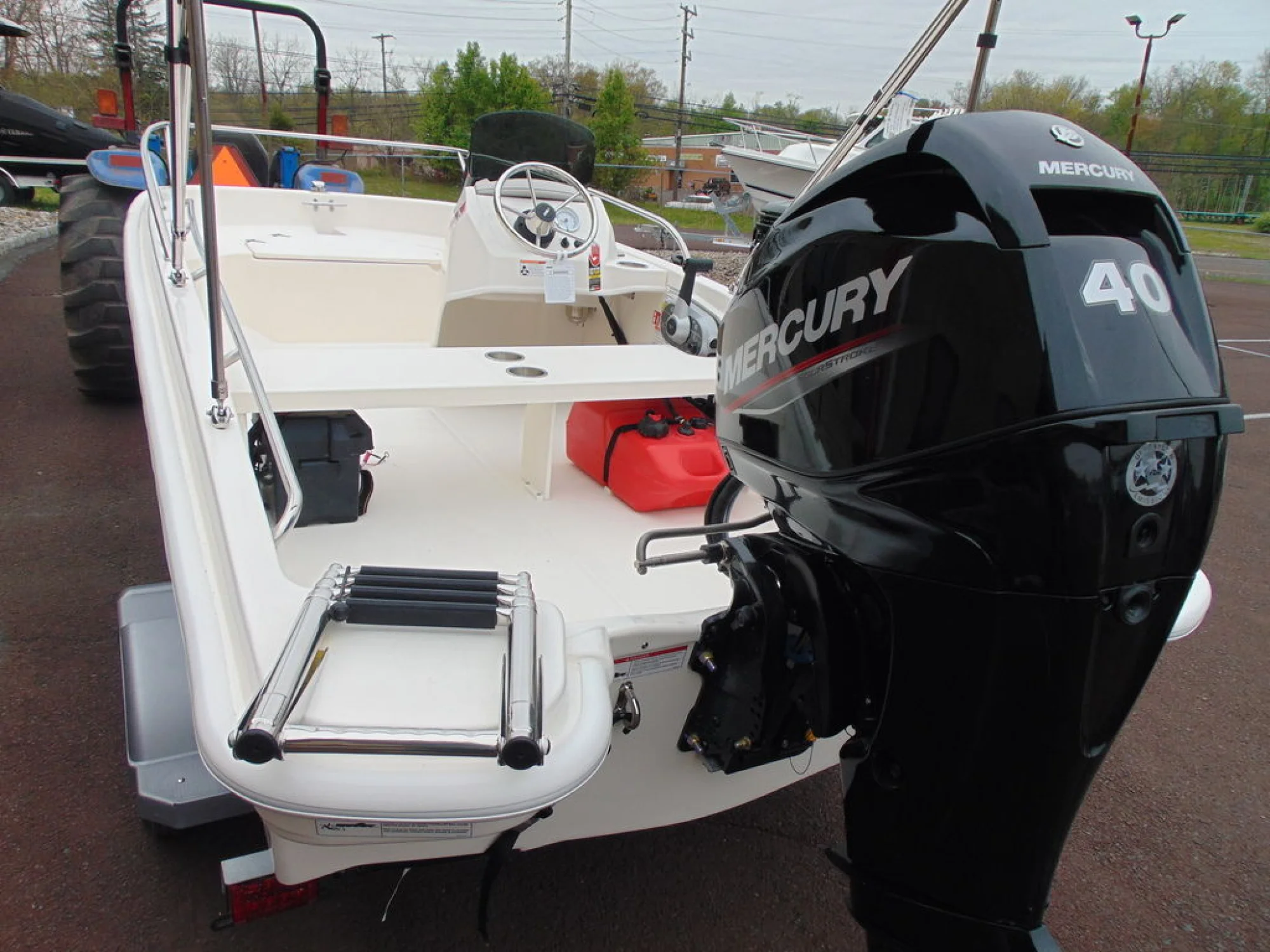 Boston Whaler 130 Super Sport - Image 5