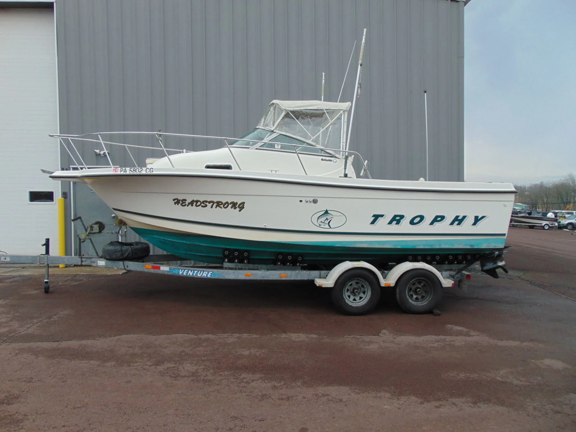 Trophy 2302 - Image 2