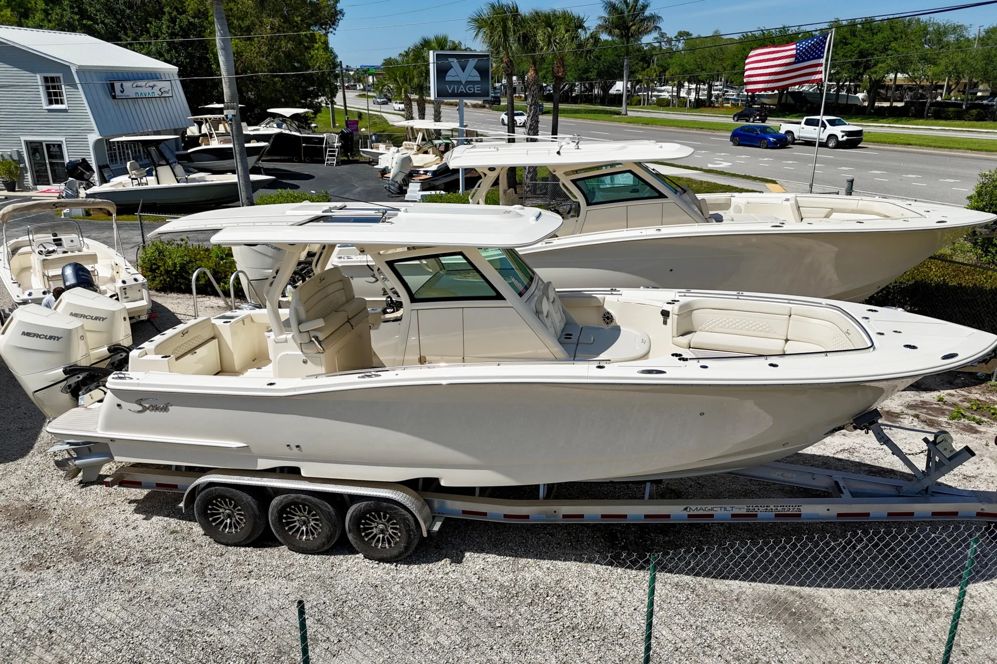 2026 Scout 330 LXF - Main Image