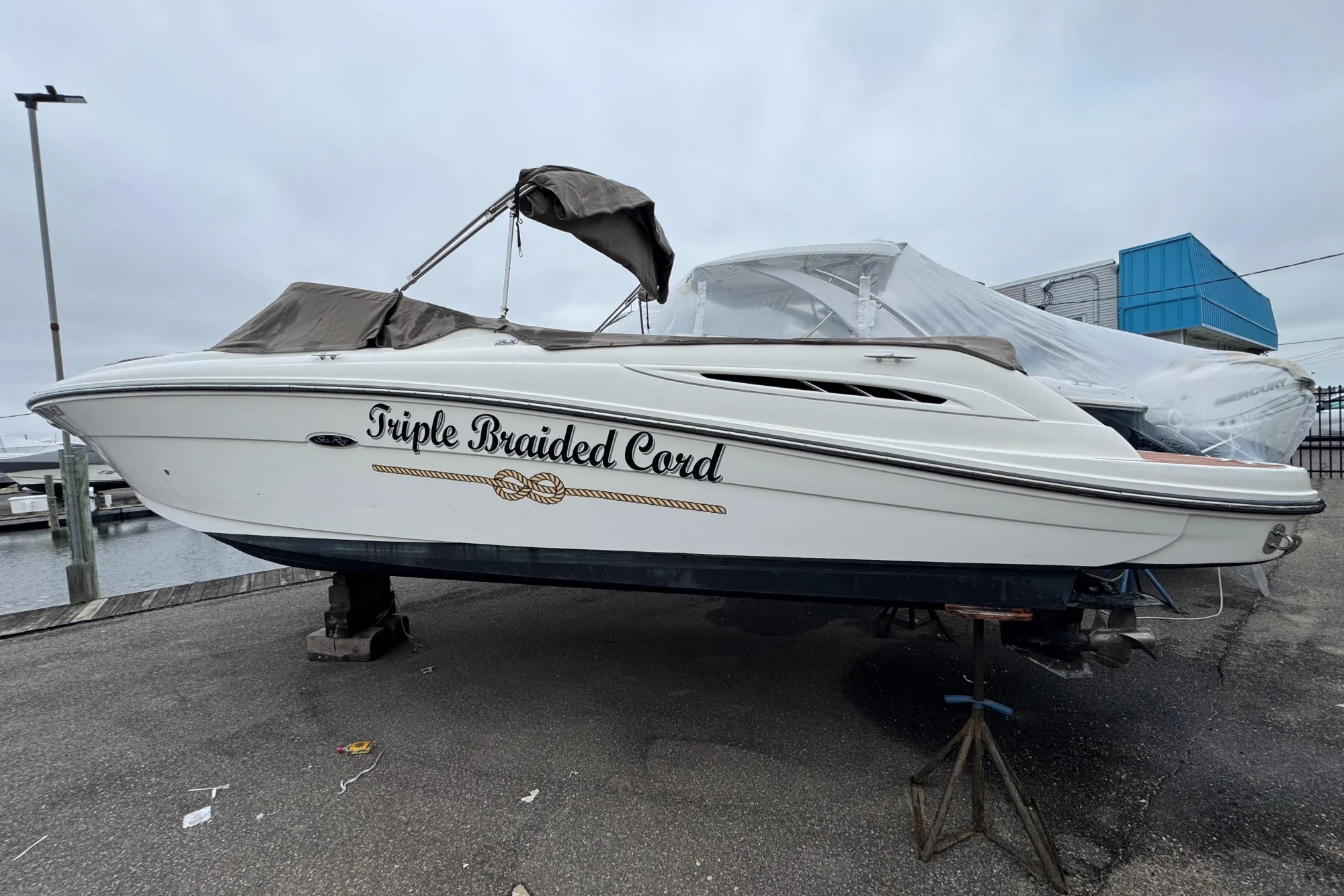 2007 Sea Ray 270 SLX - Image 5