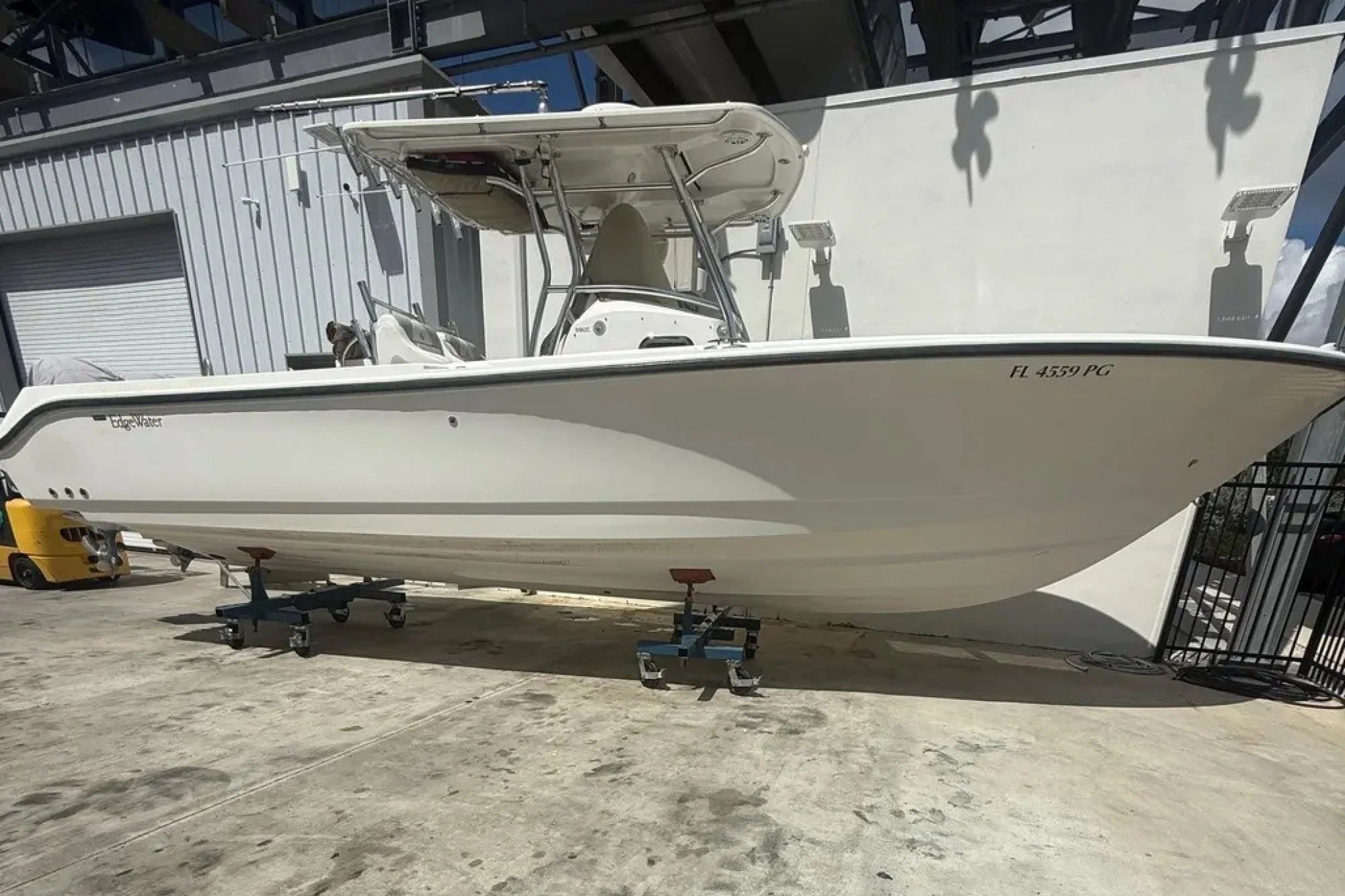 2010 EdgeWater 318CC - Image 2