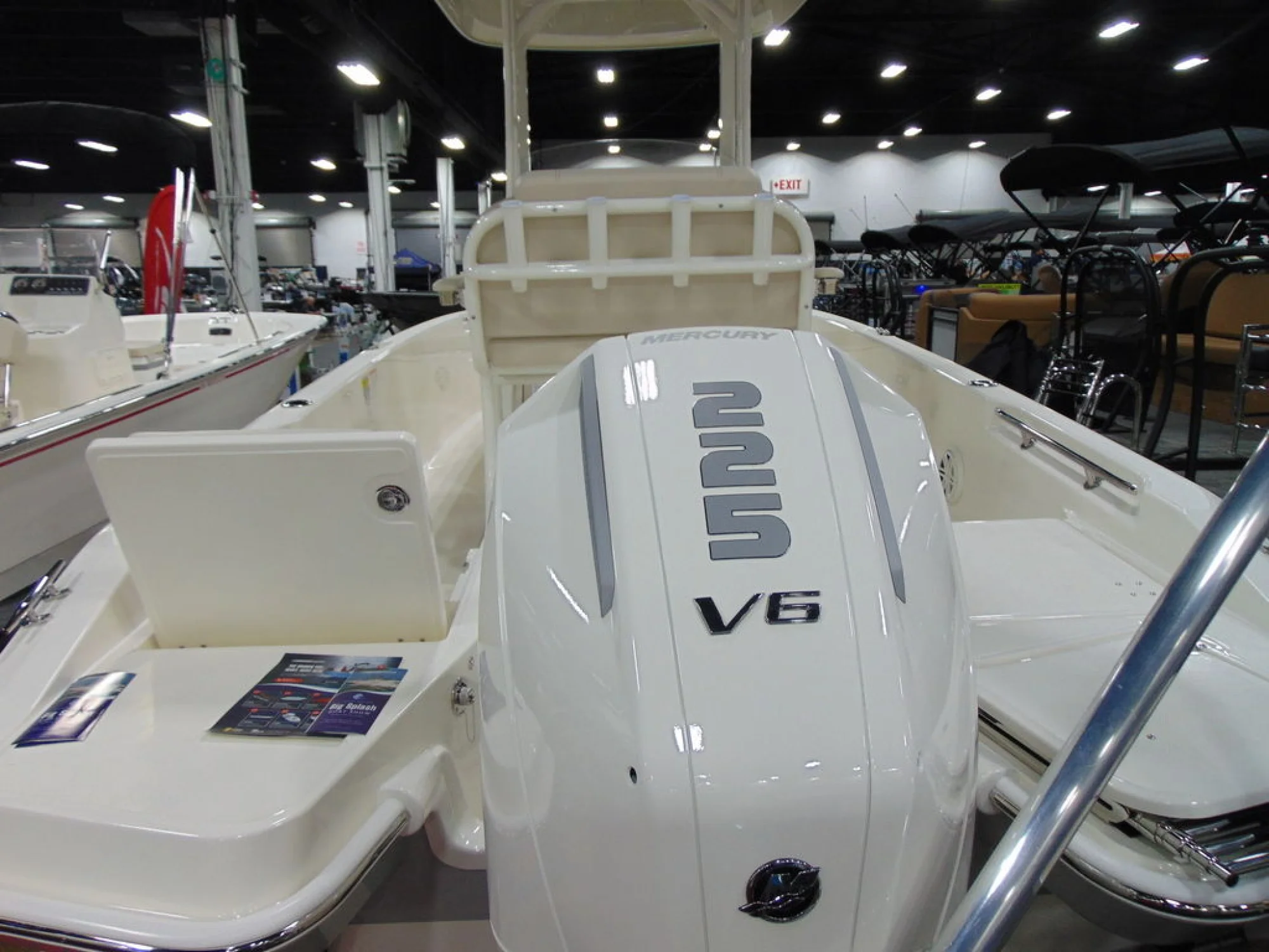 Boston Whaler 220 Dauntless - Image 3