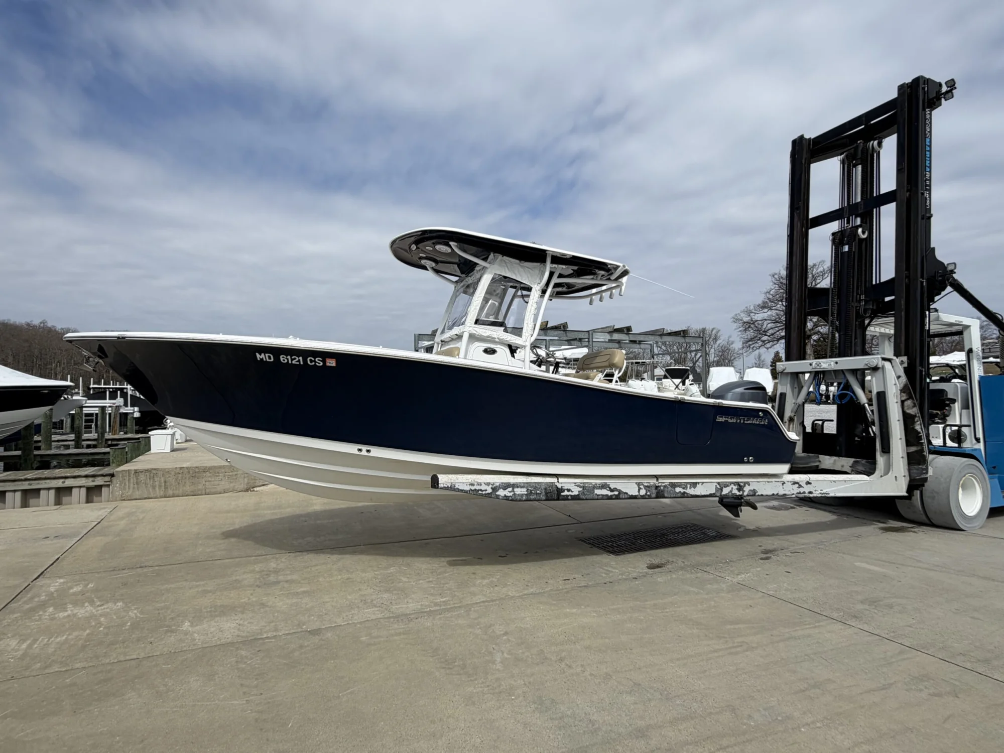 2017 Sportsman Heritage 251 Center Console - Image 4