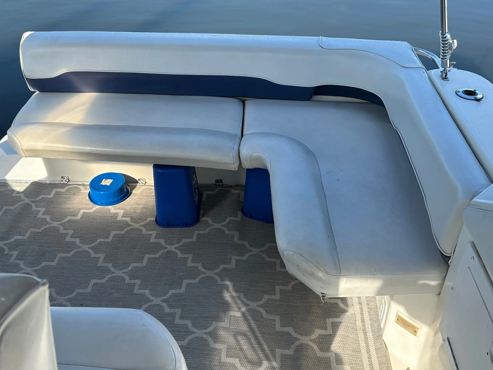 32 ft 1995 Wellcraft 3200 Martinique - Image 4