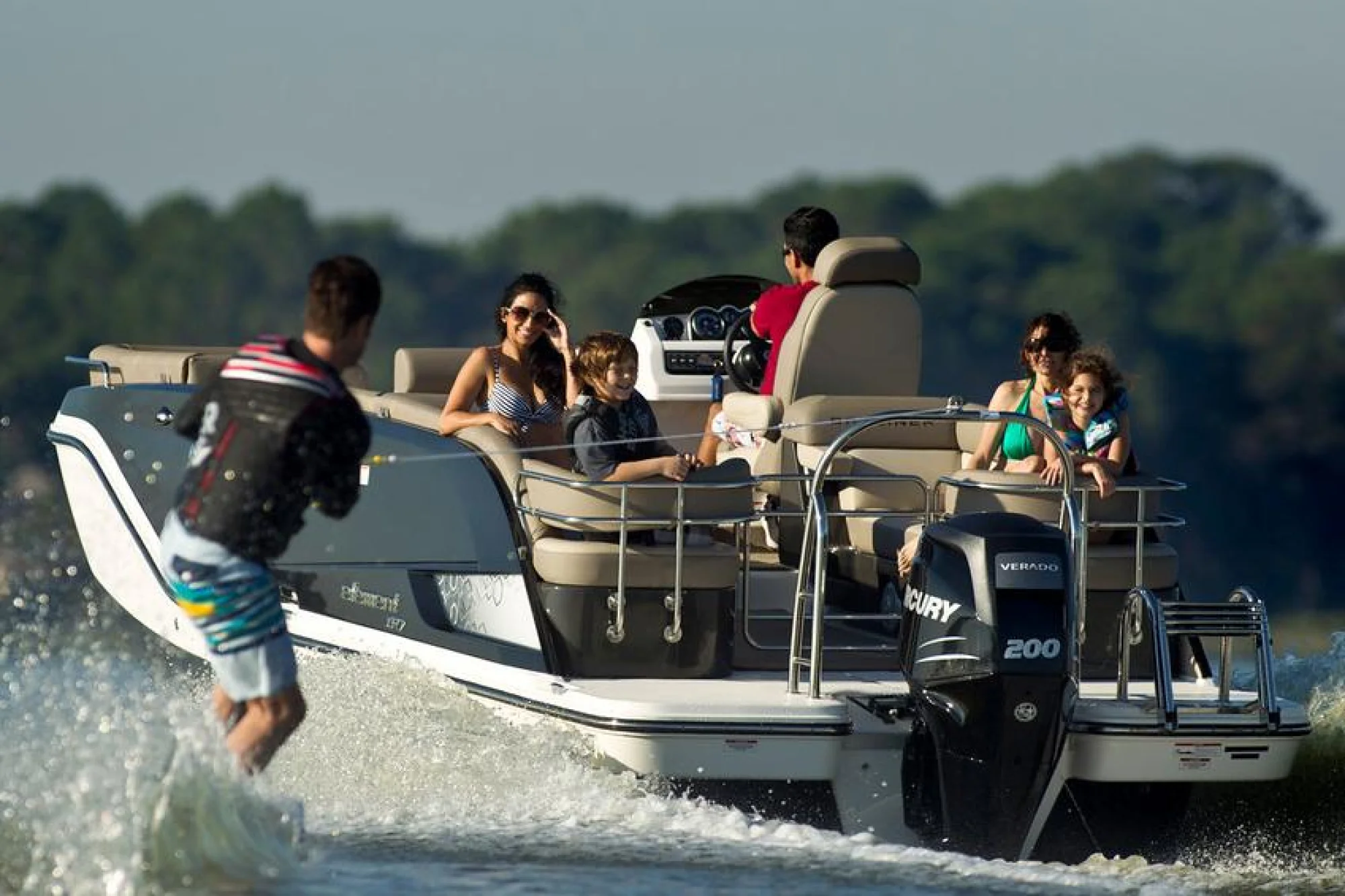 Bayliner Element XR7 - Image 5