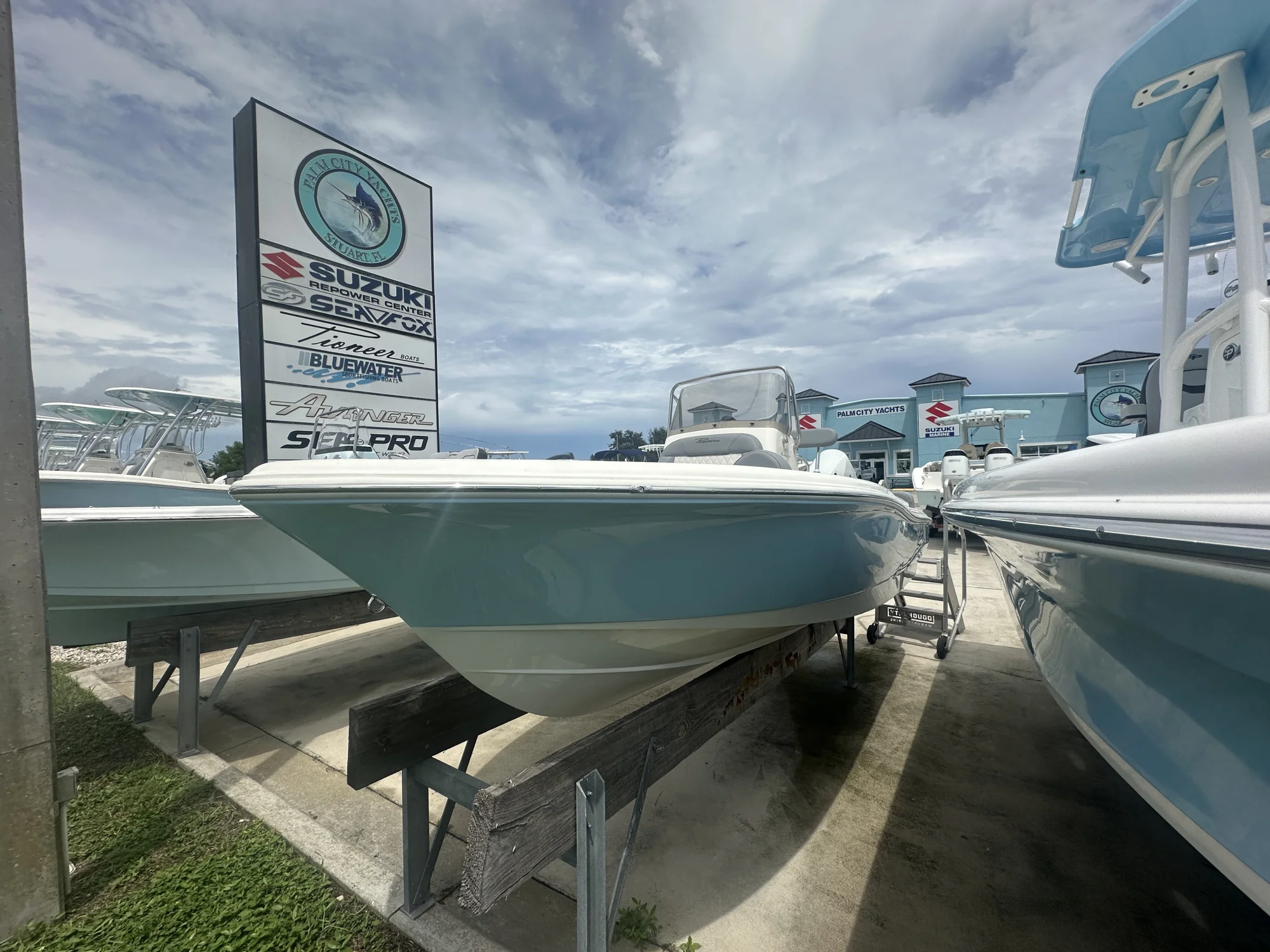 2027 Pioneer 180 Islander - Image 2