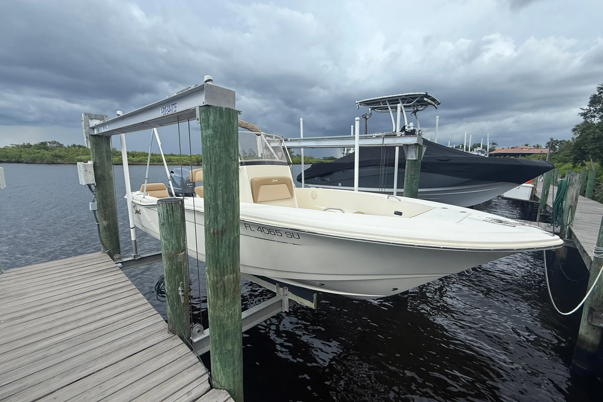 2021 Scout 195 Sportfish - Image 2