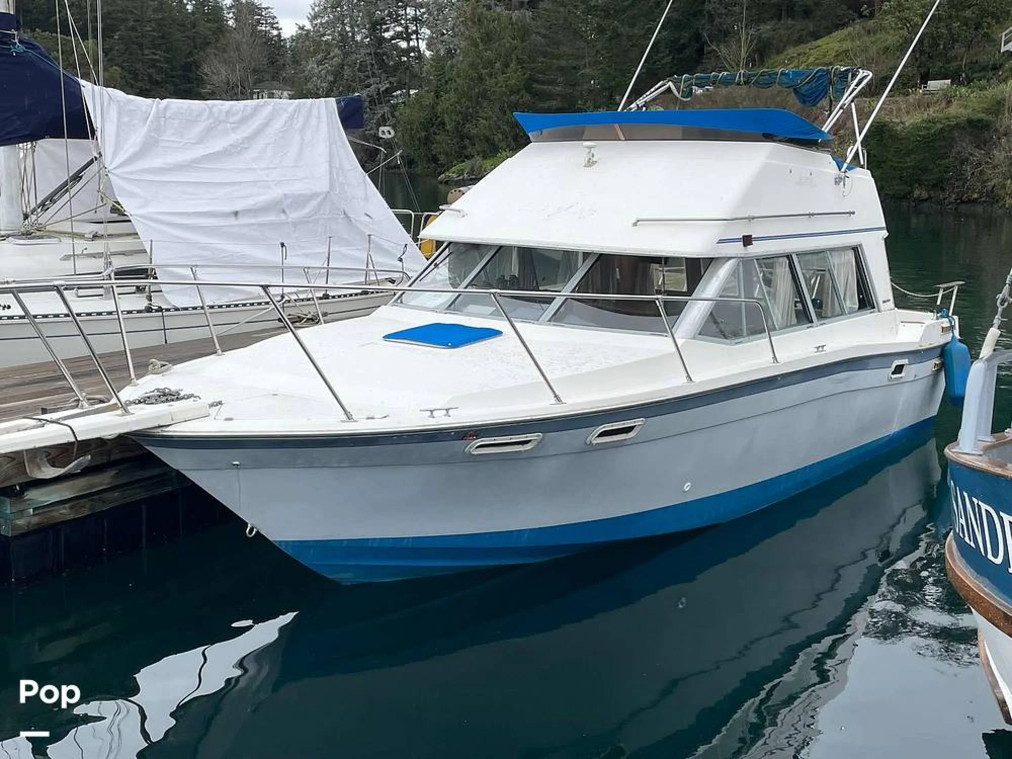 1989 Bayliner Ciera 2858 Command Bridge - Image 2