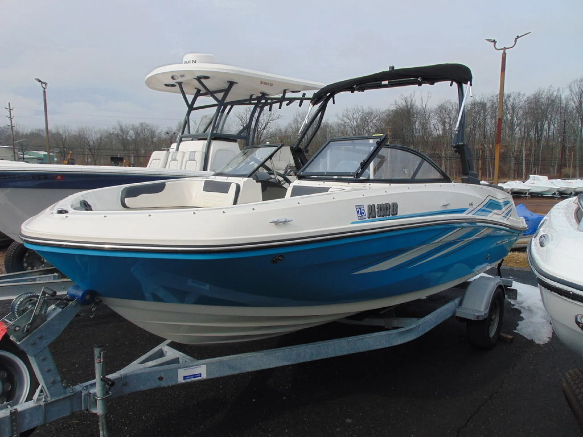 Bayliner VR5 Bowrider - Main Image