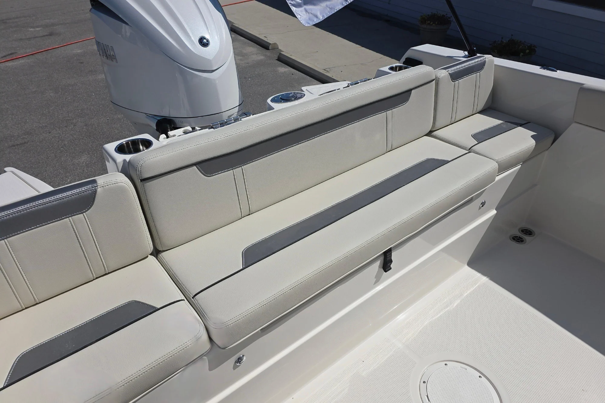 2027 Sailfish 252 CC - Image 5