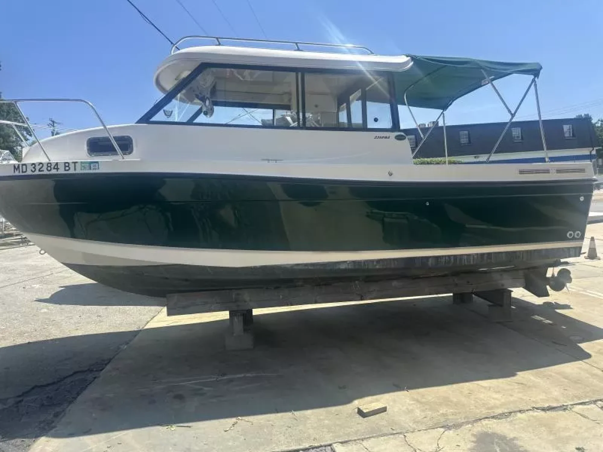 2004 Trophy 2359 Hardtop - Image 2