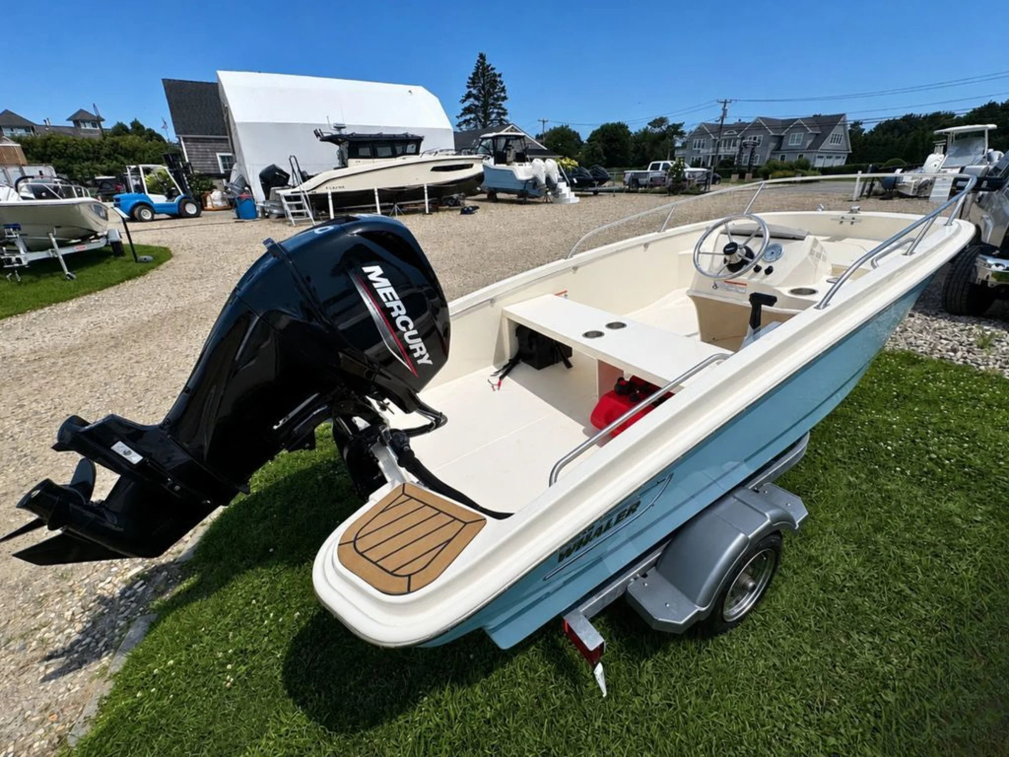 Boston Whaler 130 Super Sport - Main Image