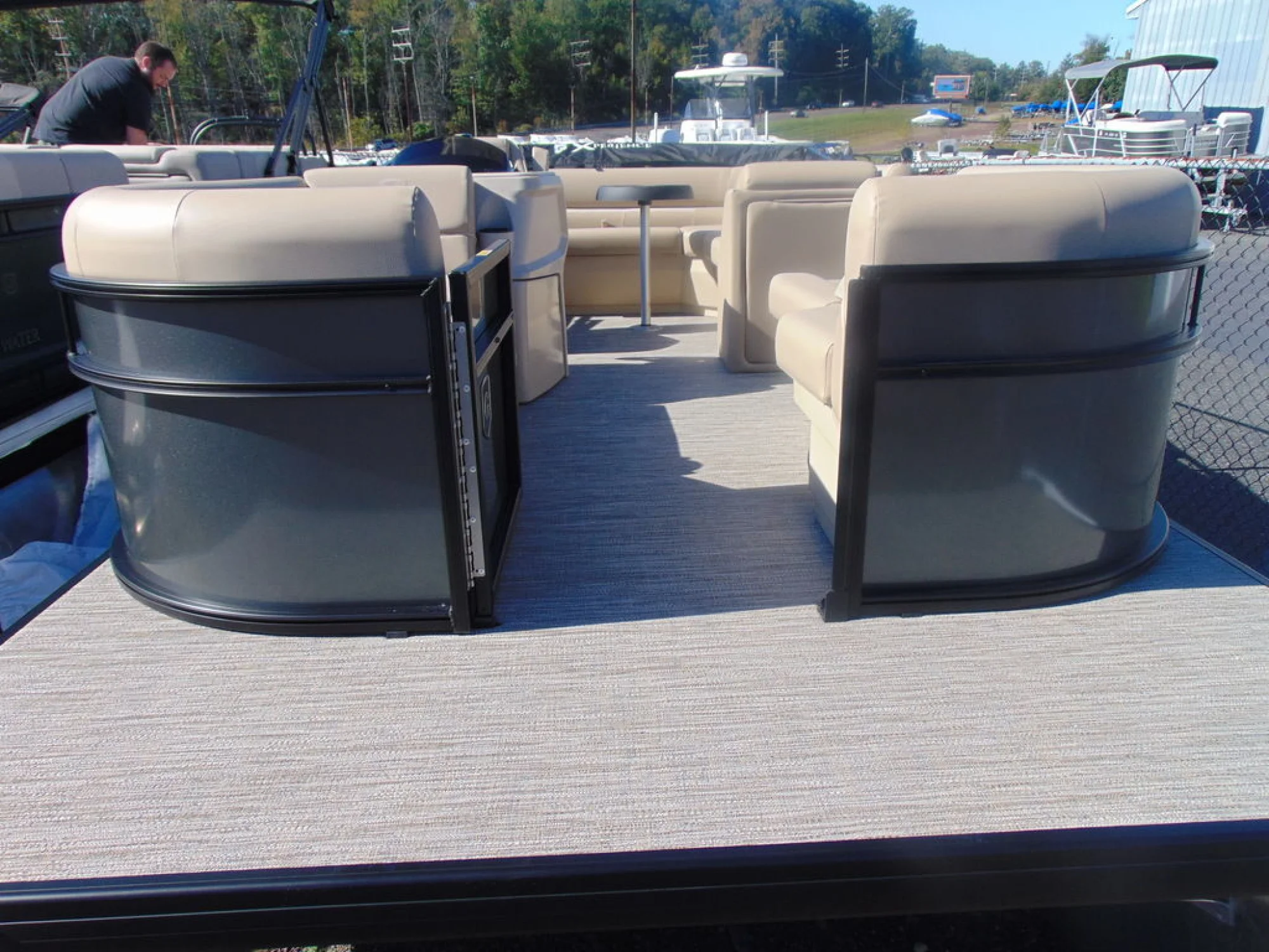 Godfrey Pontoons Xperience 1880 CX 25 in. Package - Image 2