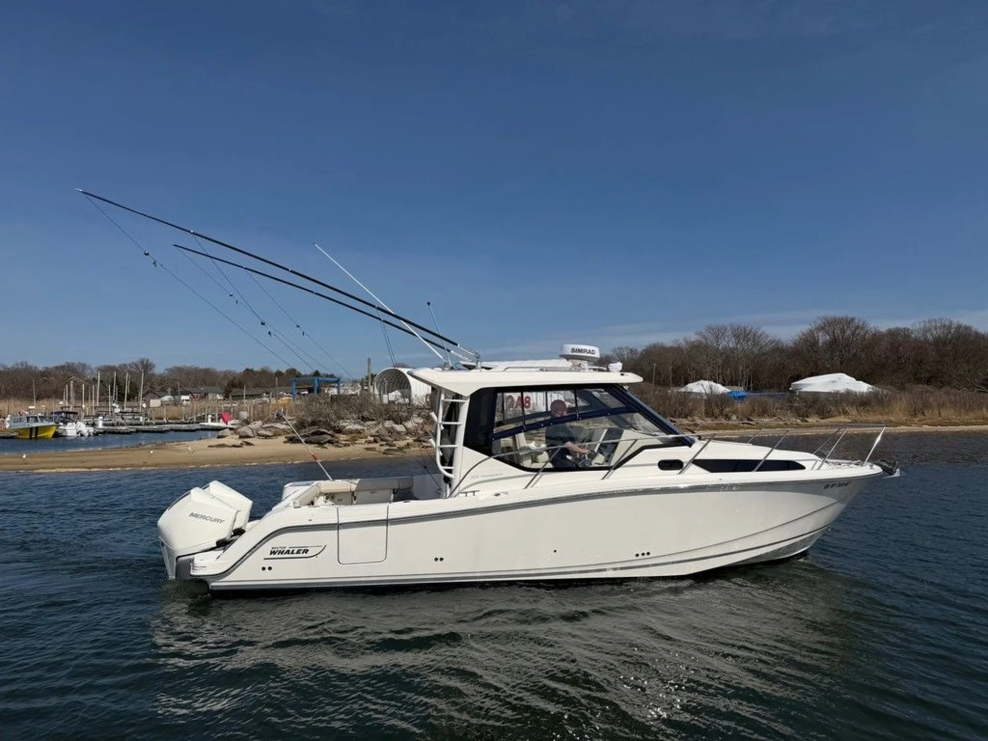 Boston Whaler 325 Conquest