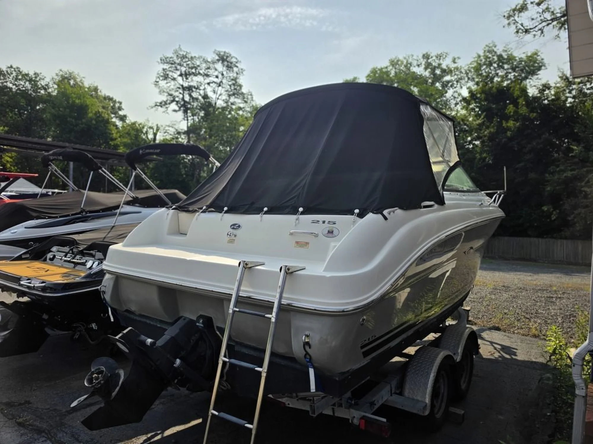 2006 Sea Ray 215 Weekender - Image 4