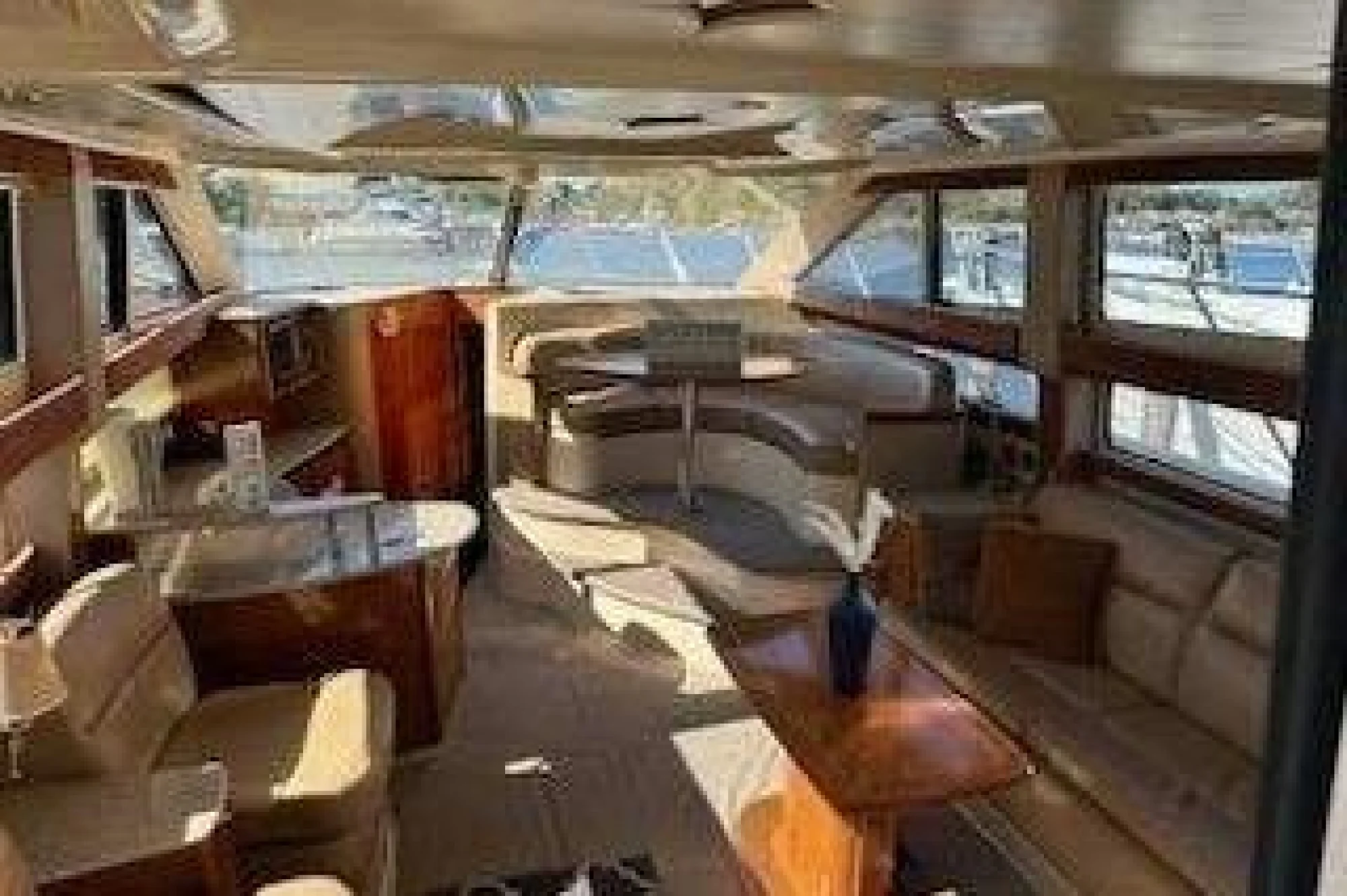 2007 Meridian 391 Sedan - Image 5