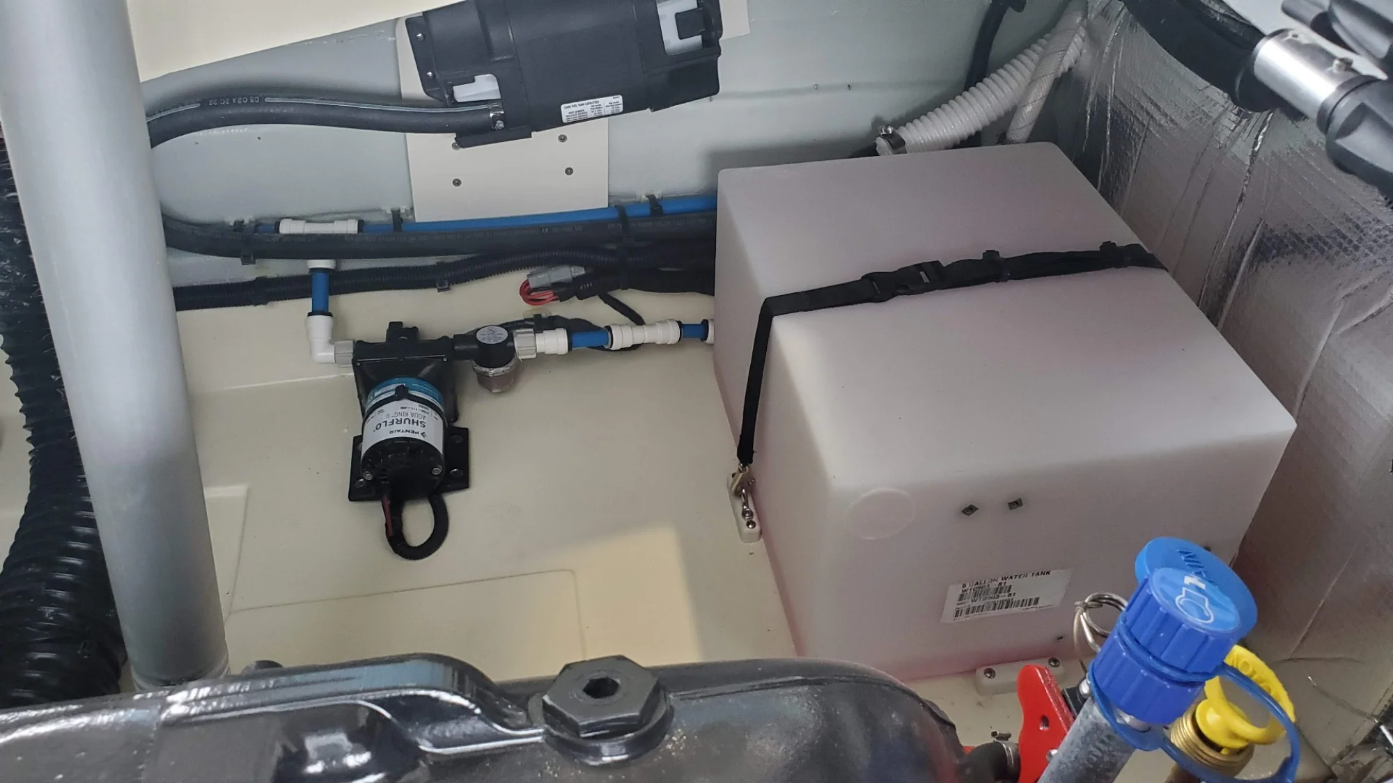 2022 Chris-Craft Launch 27 - Image 4