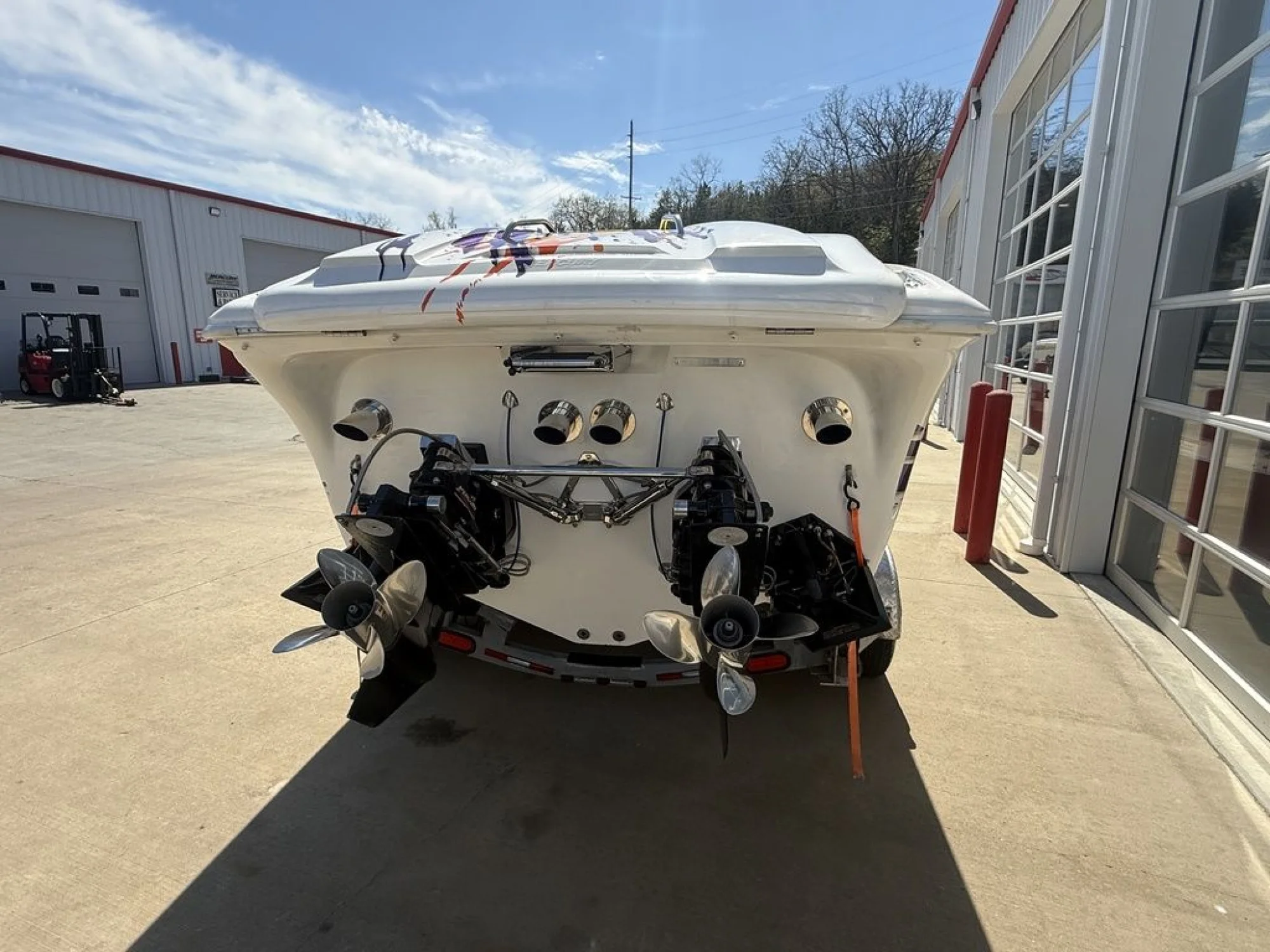 Sunsation Powerboats 32 Innovator - Image 4