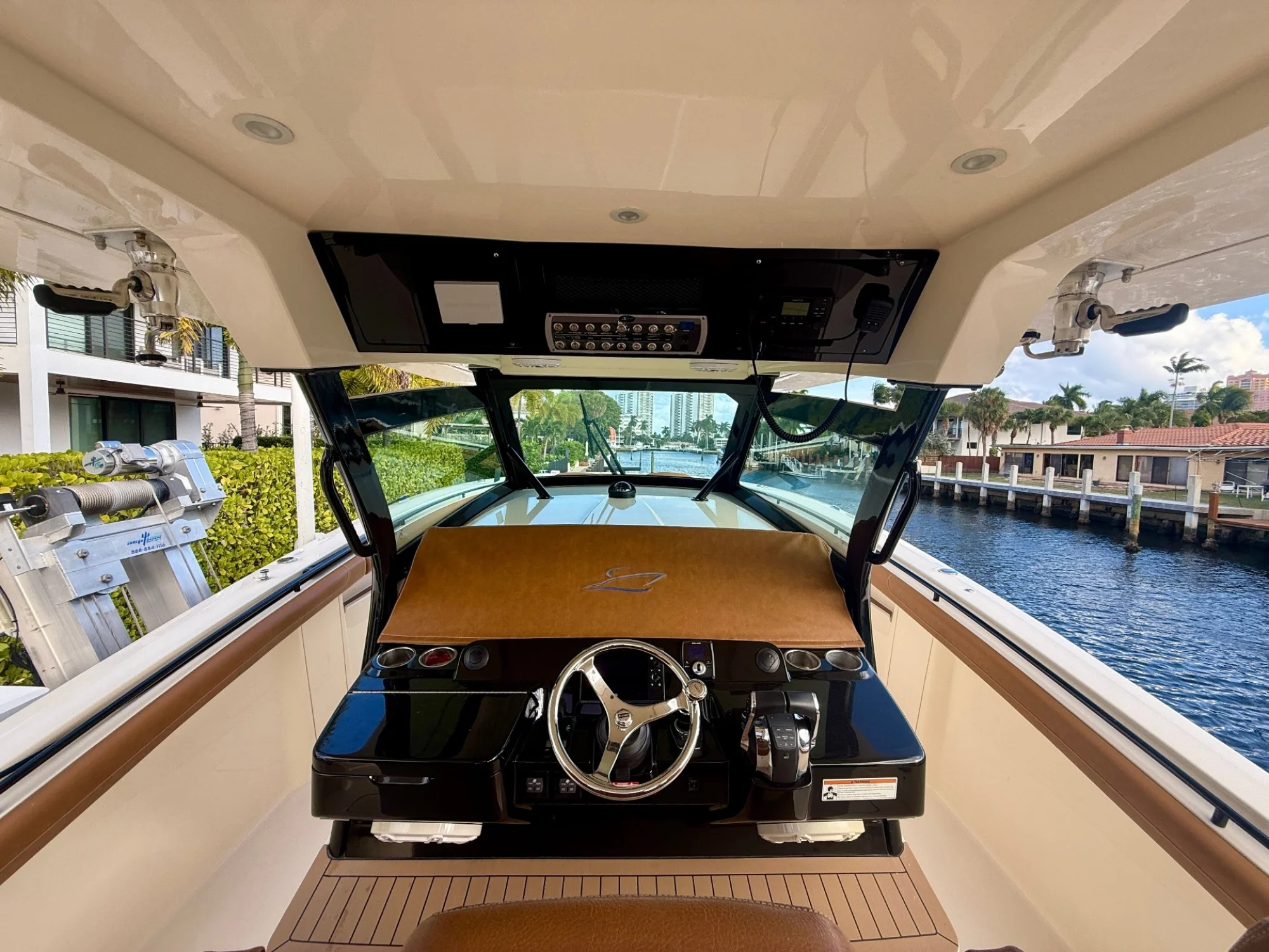 2021 Scout 420 LXF - Image 4