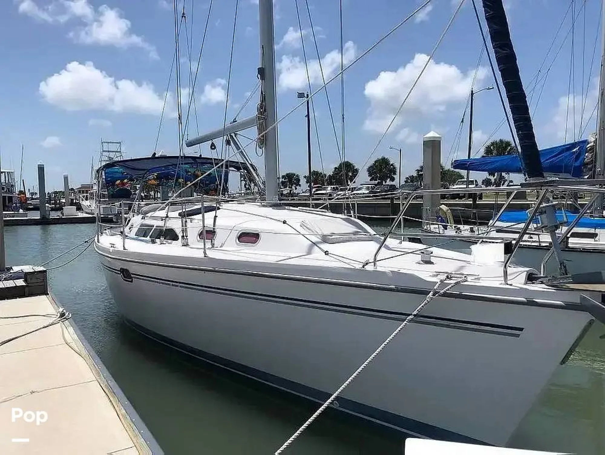 2003 Catalina 350 - Main Image