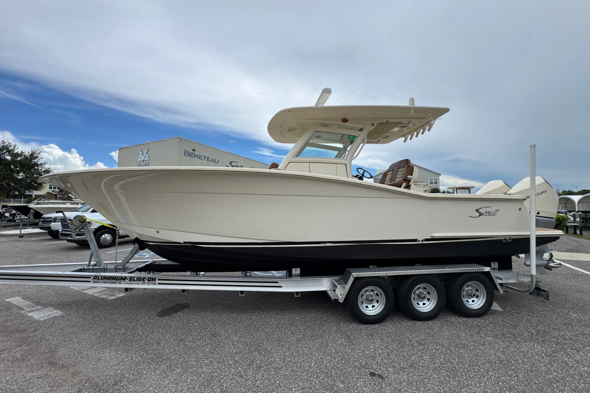 2020 Scout 300 LXF