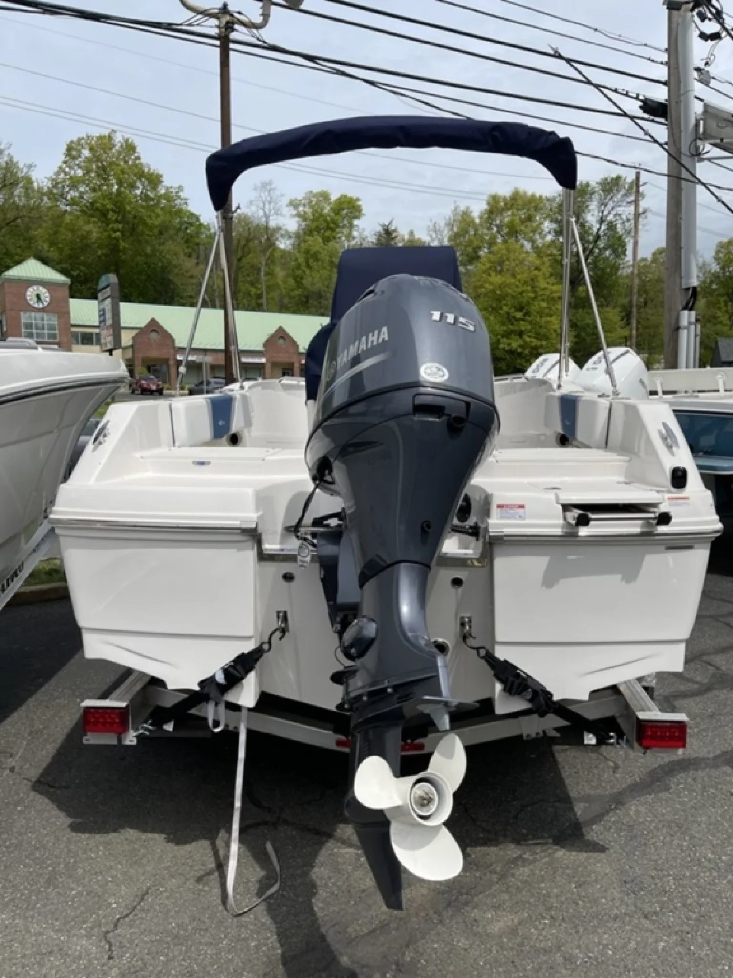 2026 Robalo R180 - Image 5