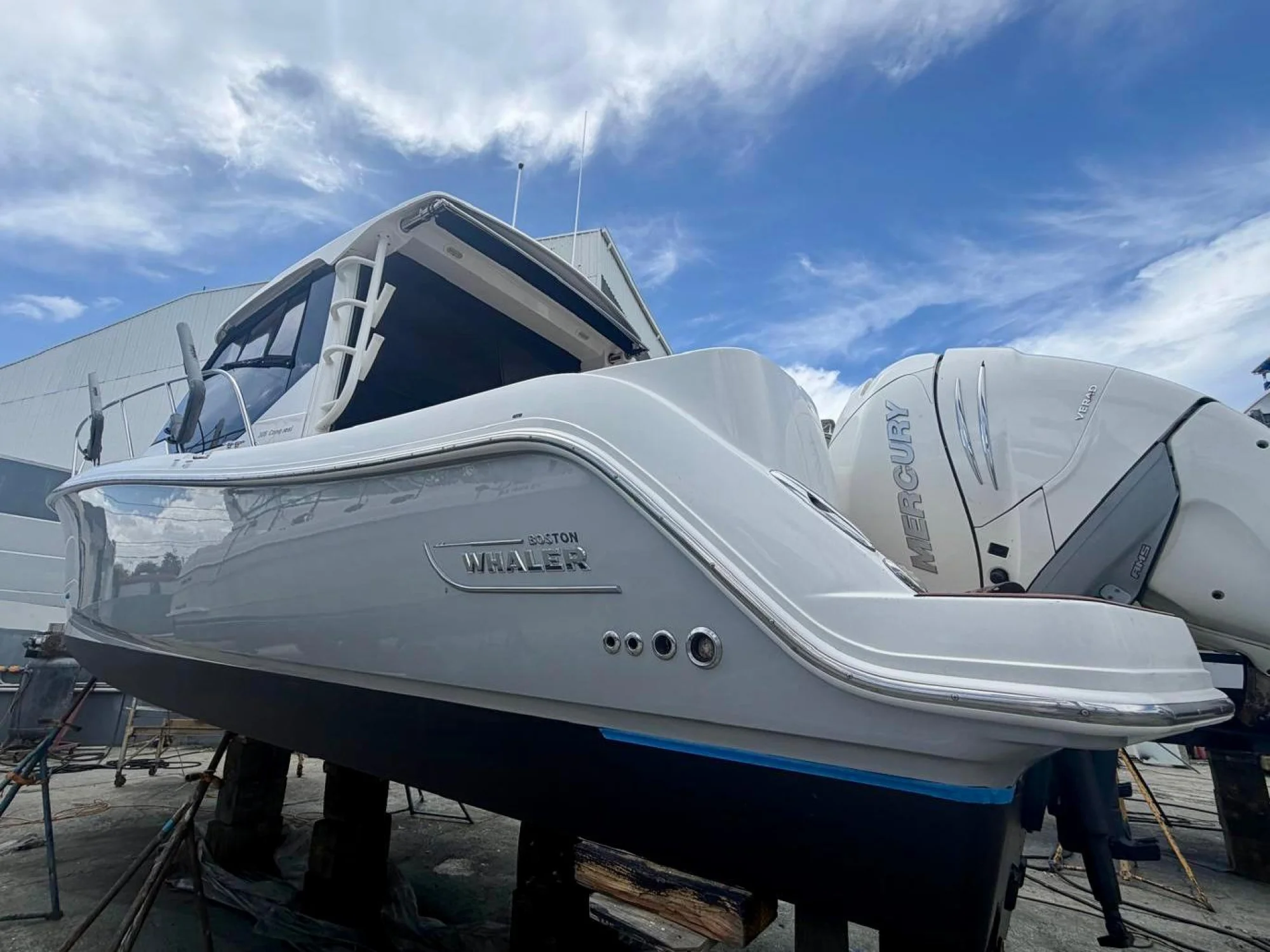 Boston Whaler 325 Conquest 2020 - Image 3