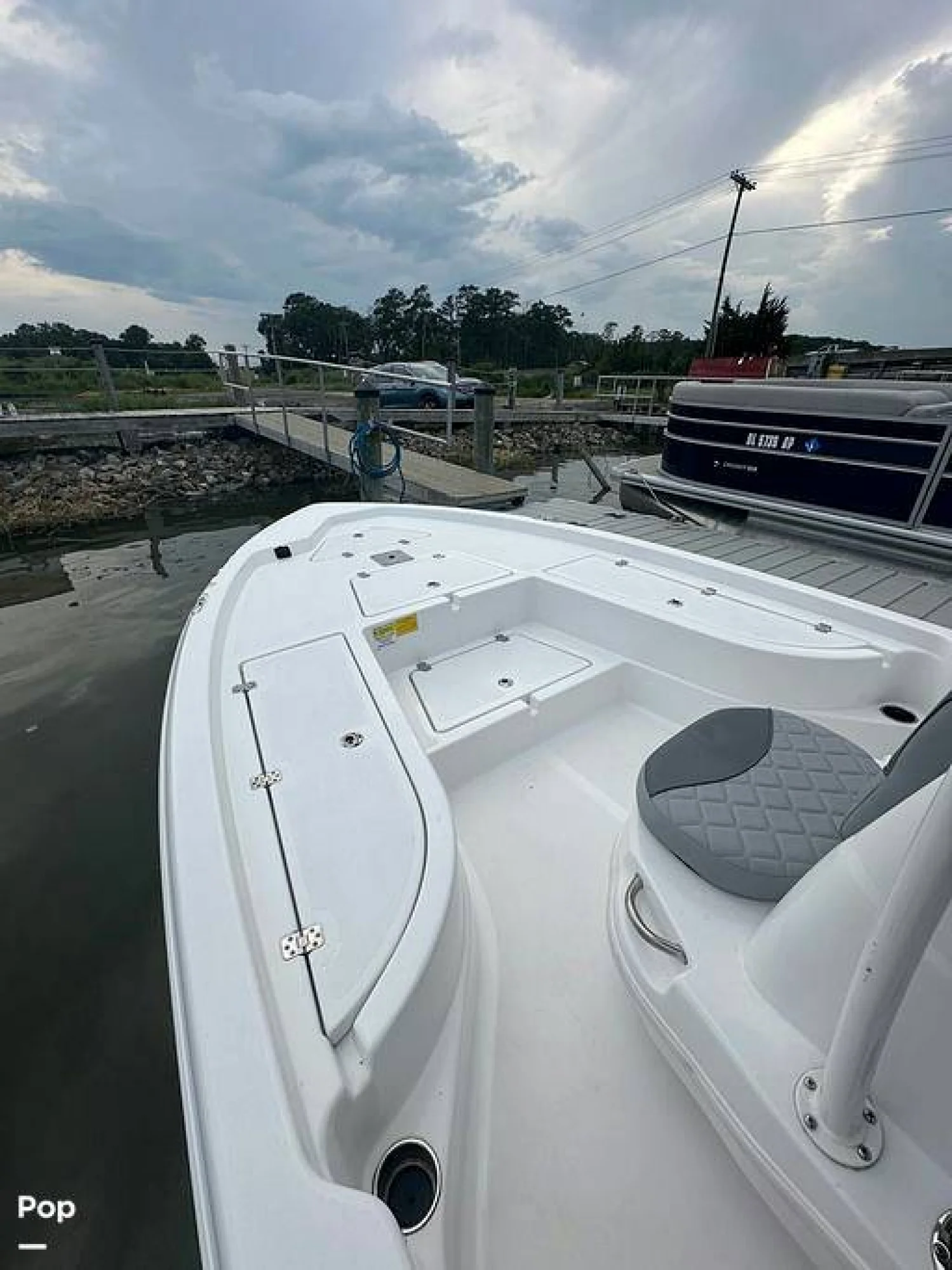 2025 NauticStar Shallow Bay - Image 5