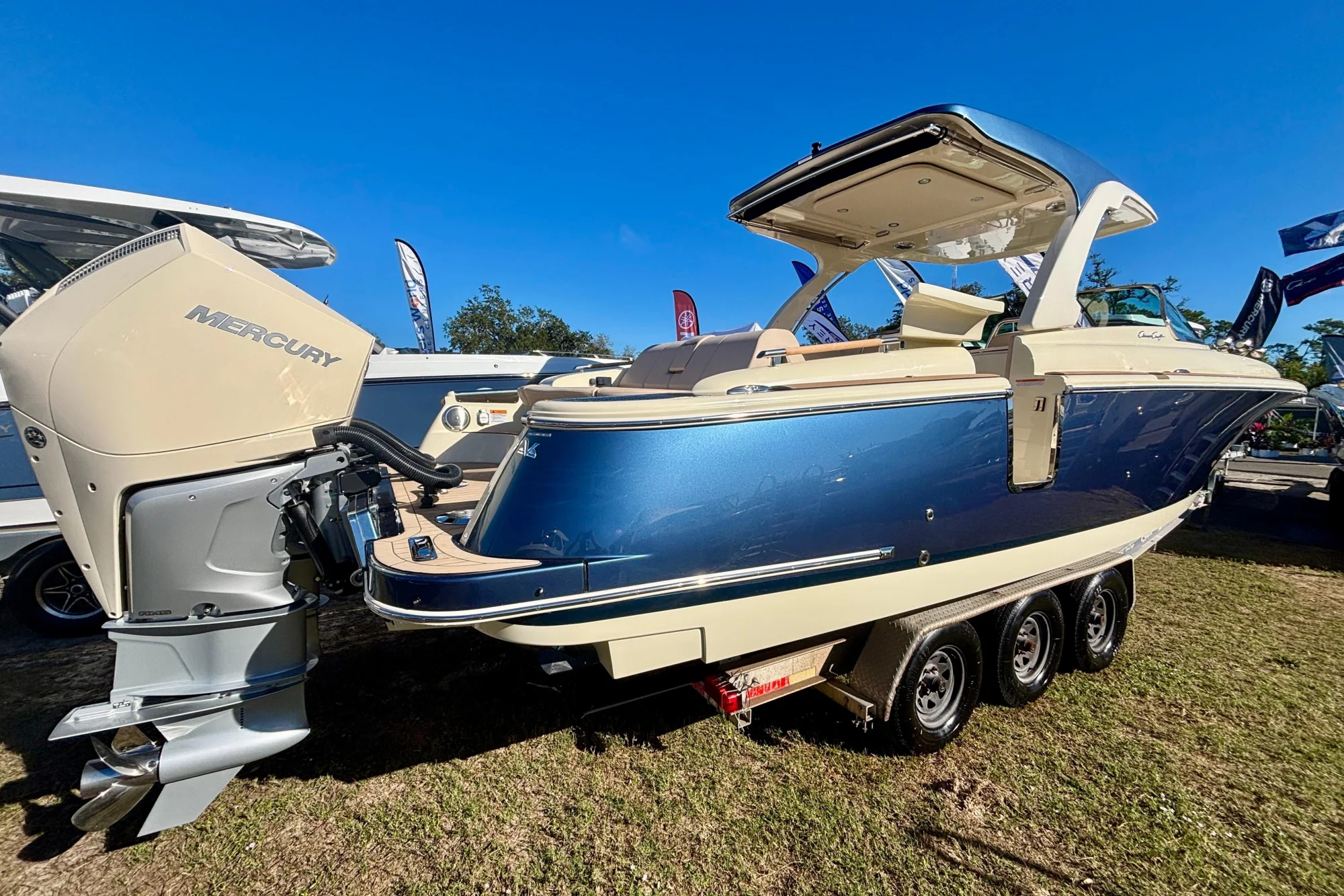 2026 Chris-Craft Launch 31 GT - Image 2