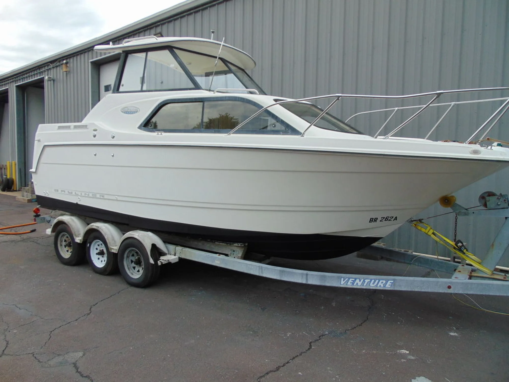 Bayliner 2452 - Image 4