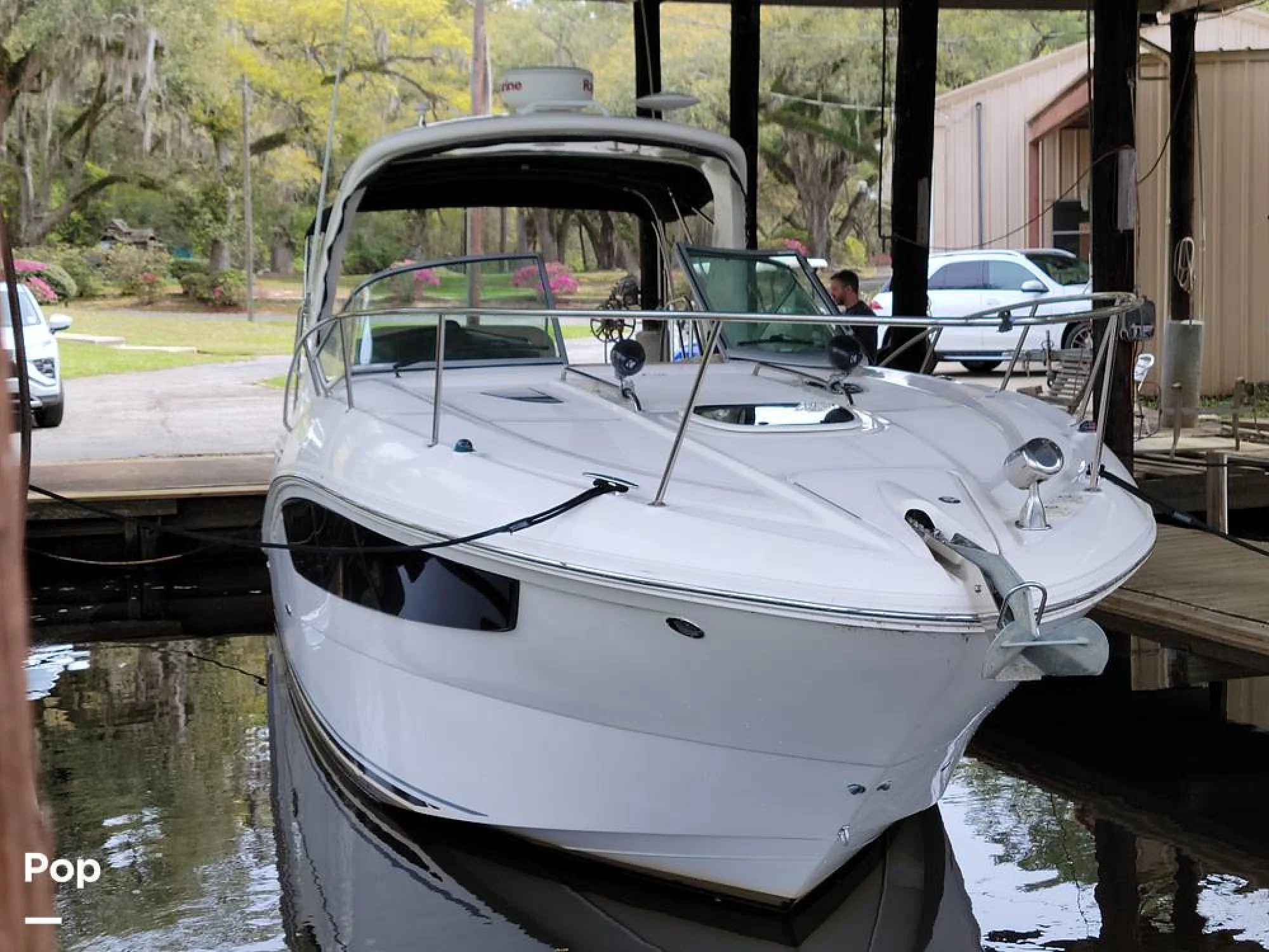 2016 Sea Ray 330 Sundancer - Image 3
