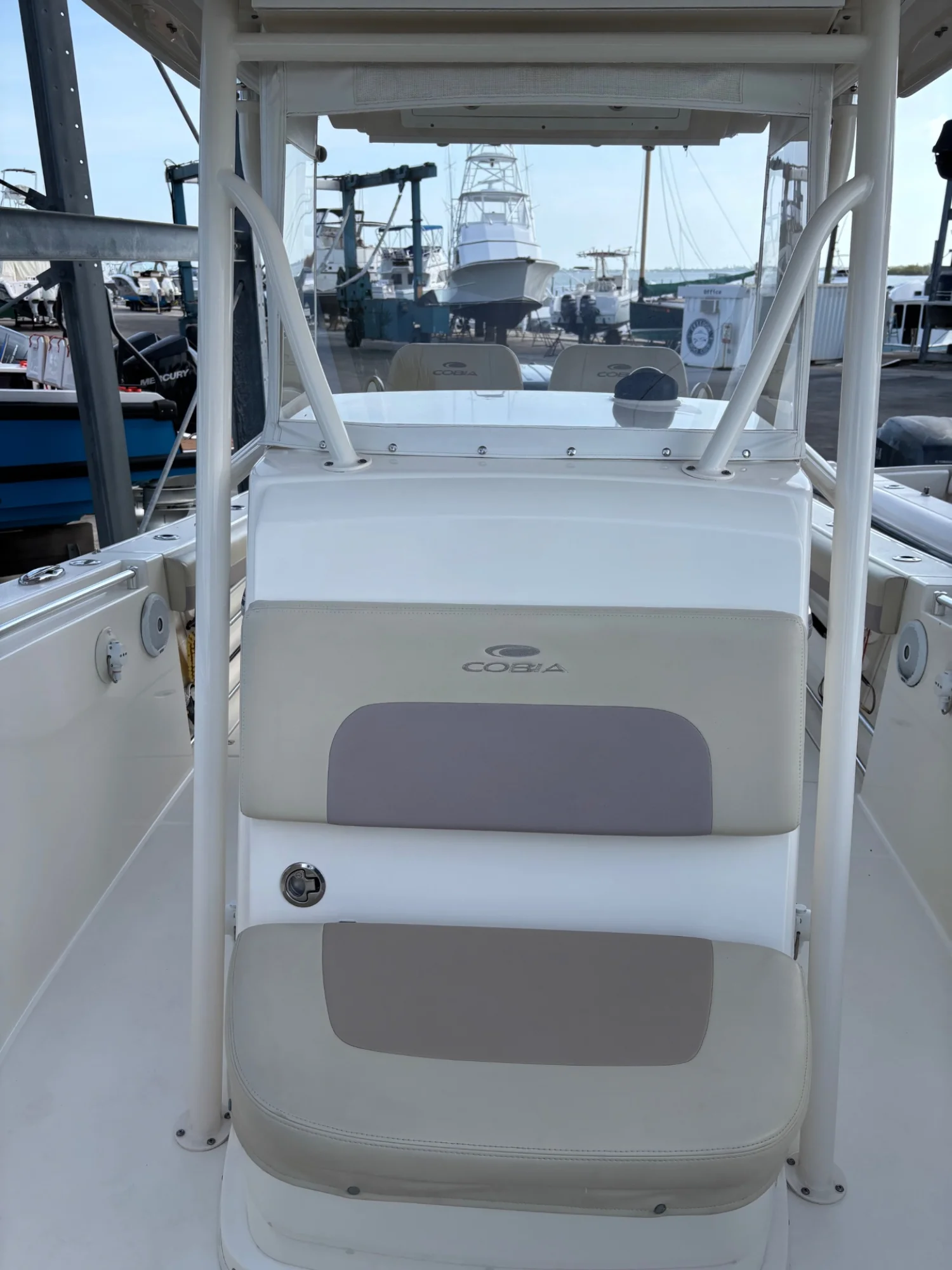 2017 Cobia 277 Center Console, no bottom paint - Image 5
