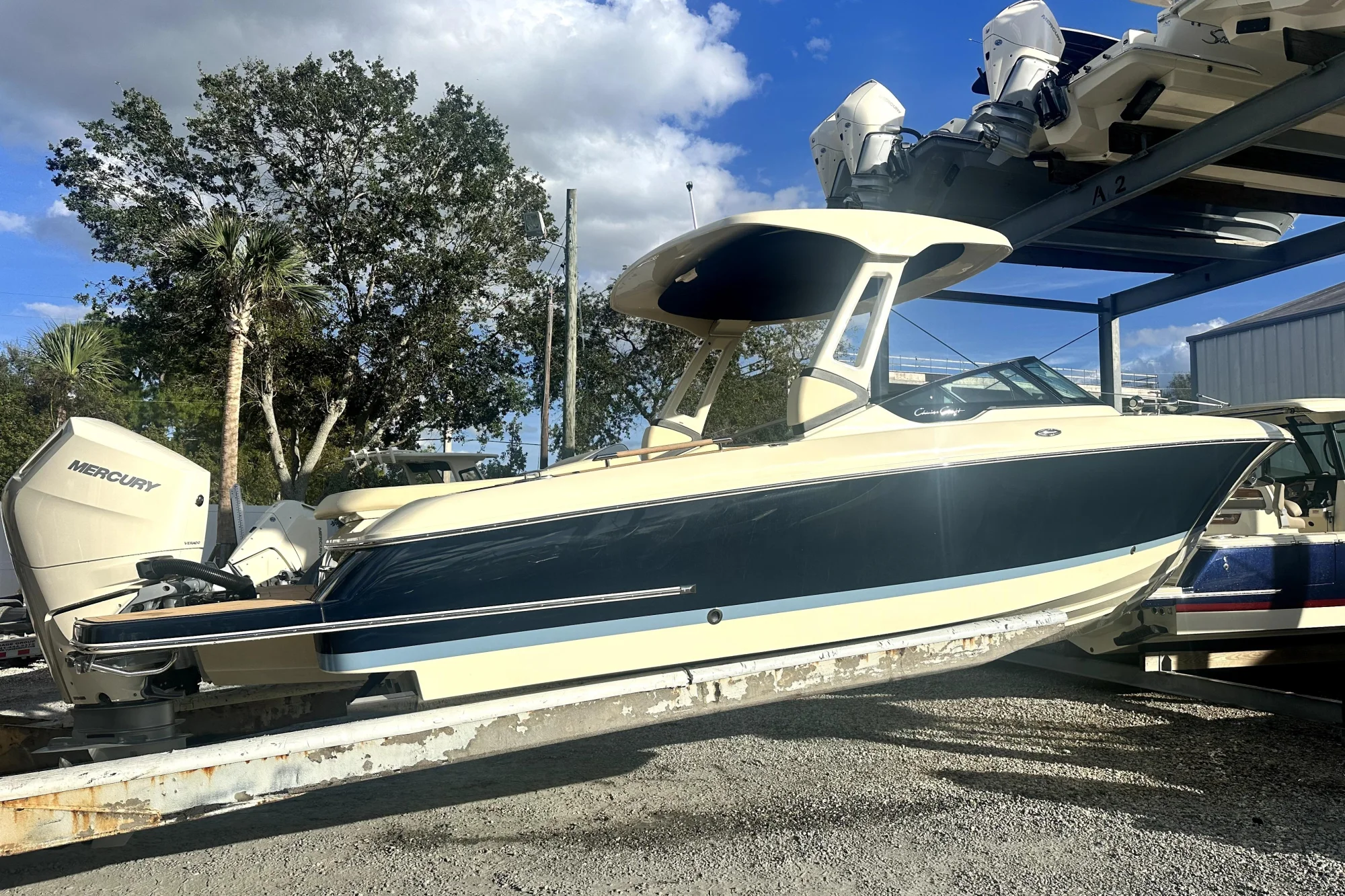 2026 Chris-Craft Sportster 28 - Image 3