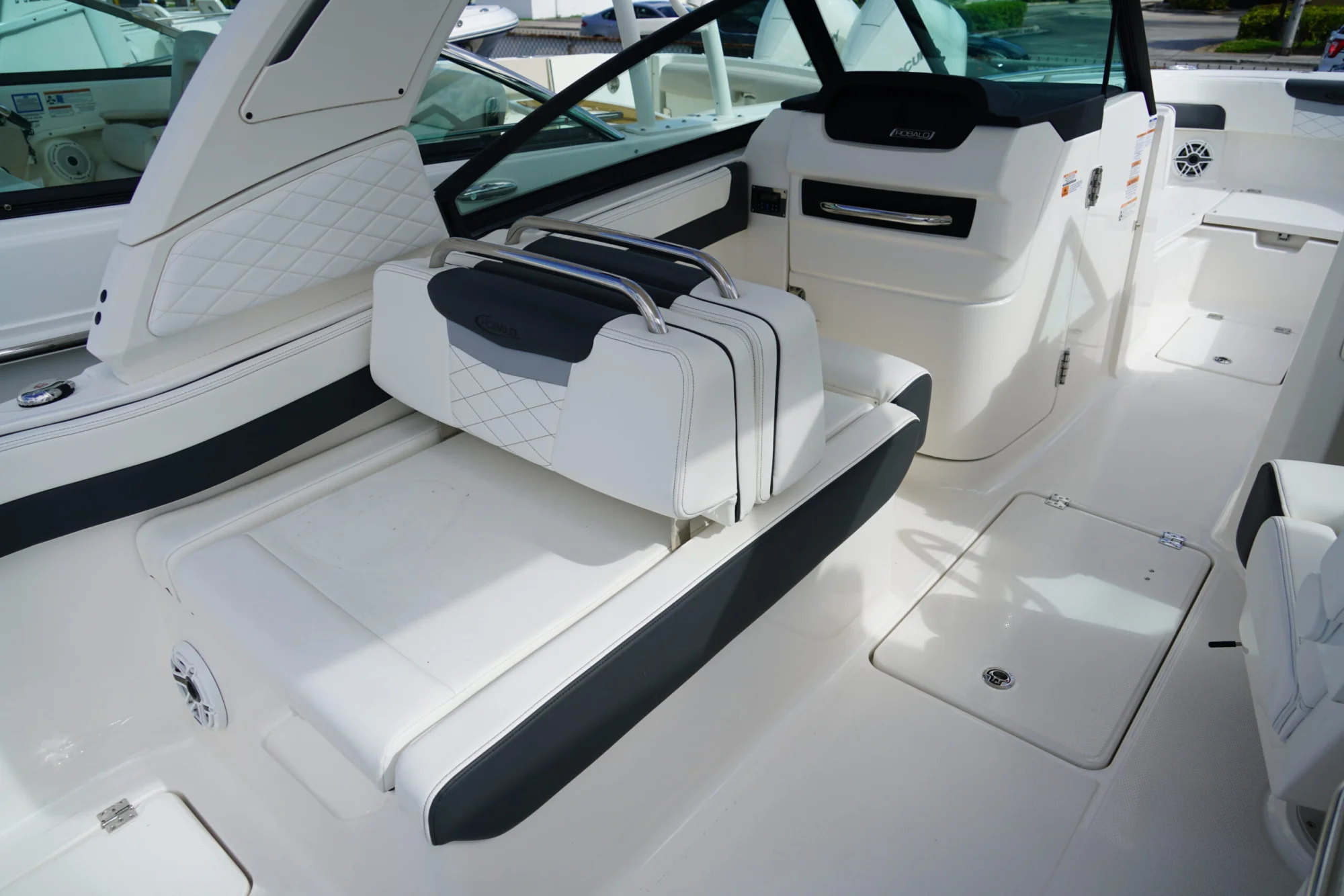 2026 ROBALO R257 - Image 5