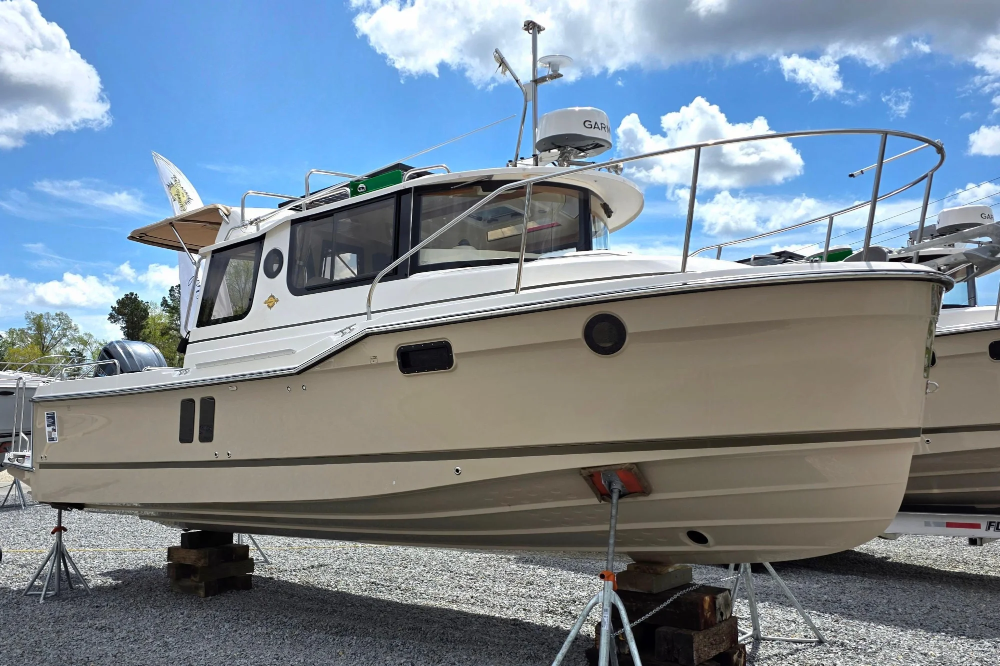 2026 Ranger Tugs R-25 - Main Image