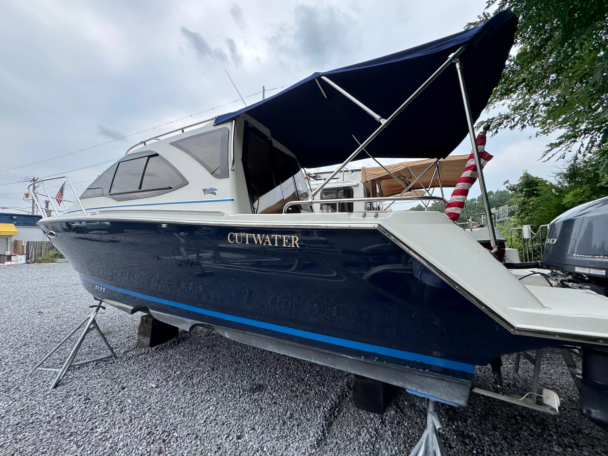 2016 Cutwater C-24 - Image 2