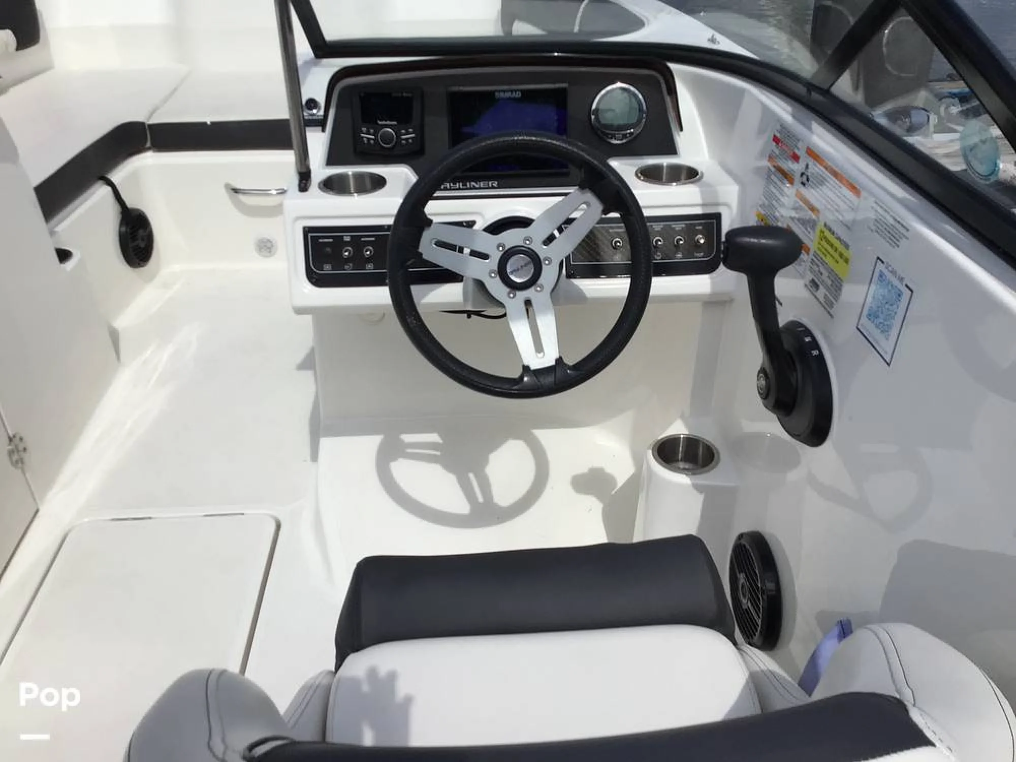 2023 Bayliner DX 2200 - Image 4
