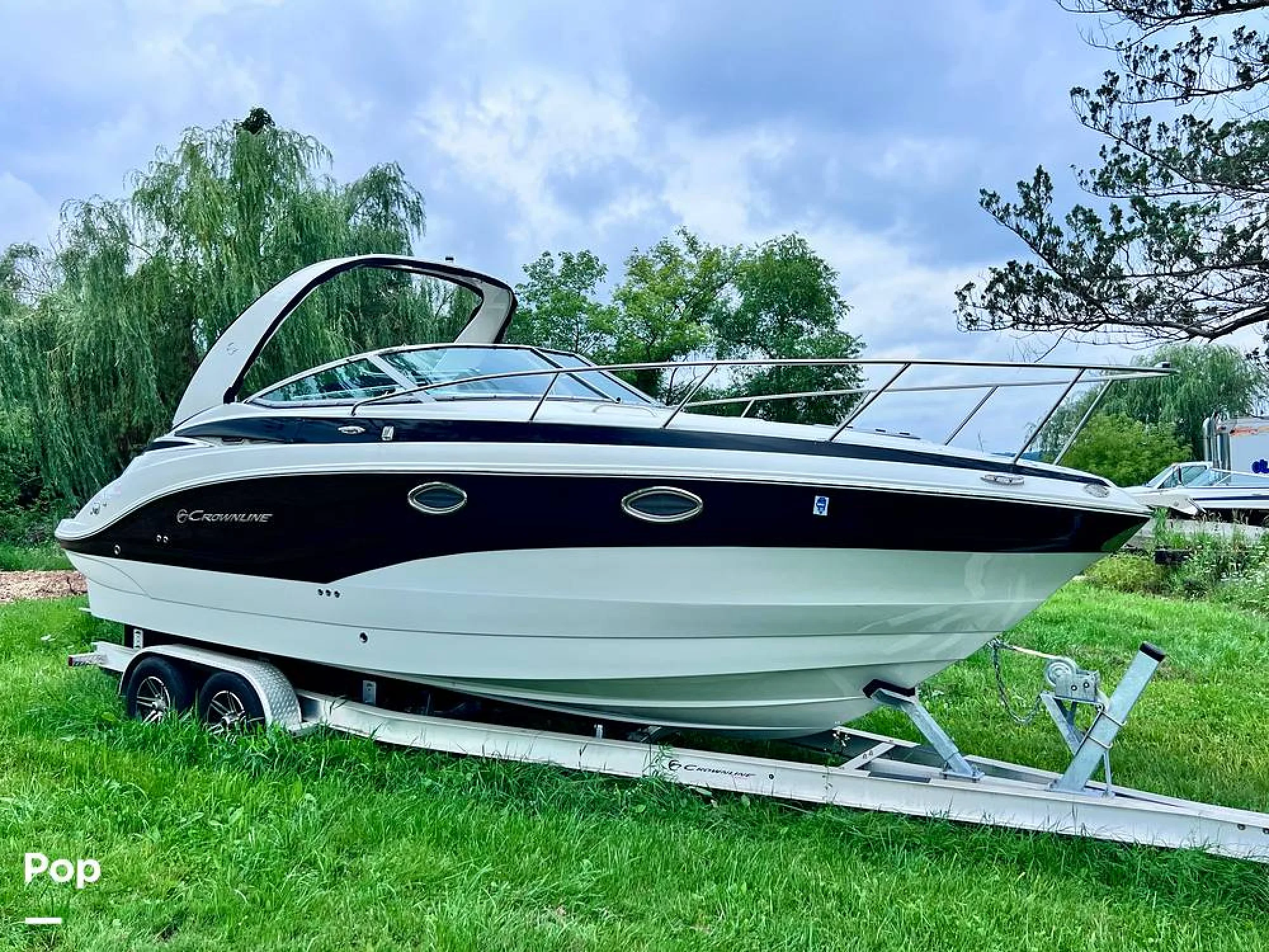 2022 Crownline 264 CR