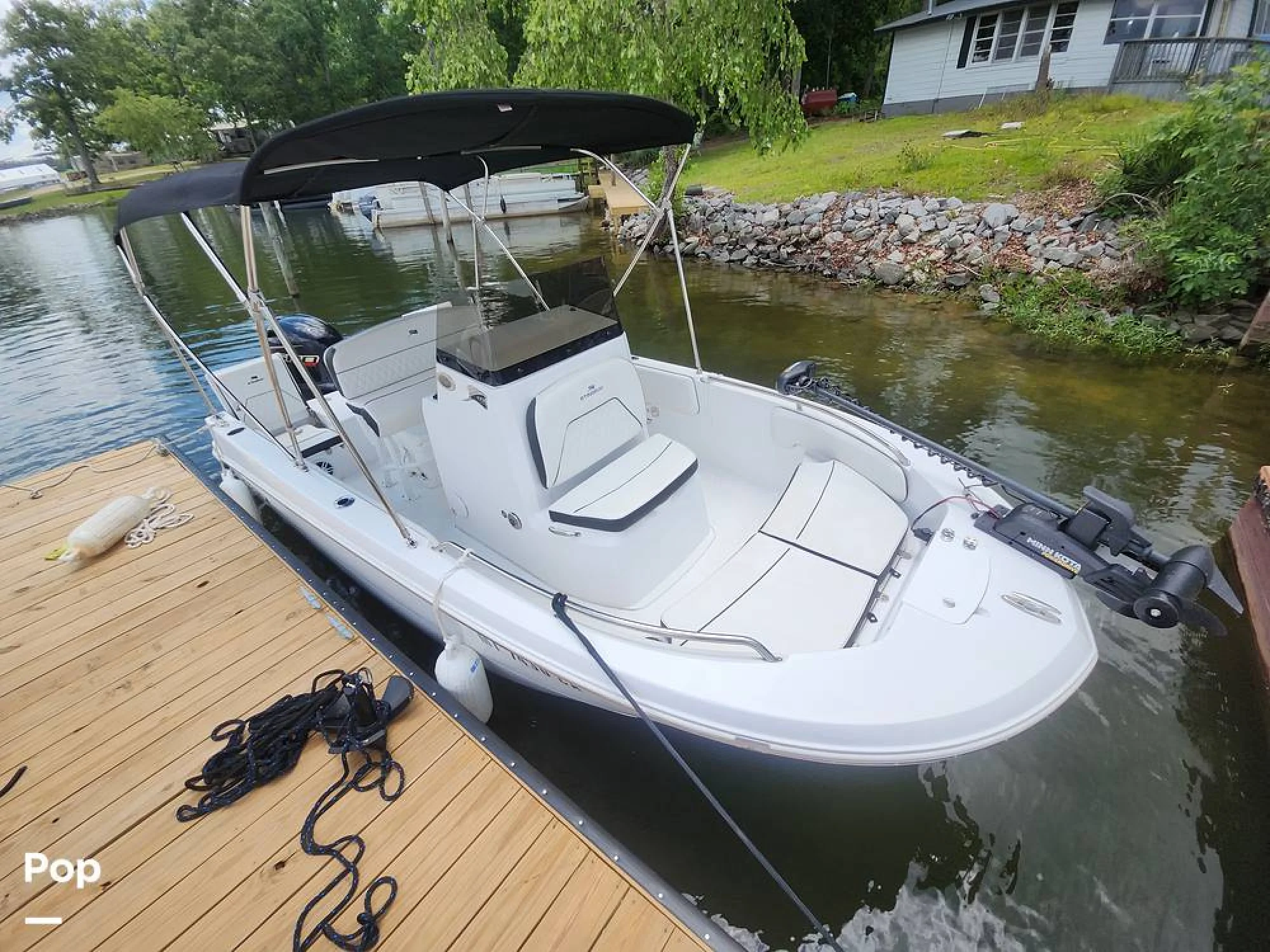 2025 Stingray 173 CC - Image 5