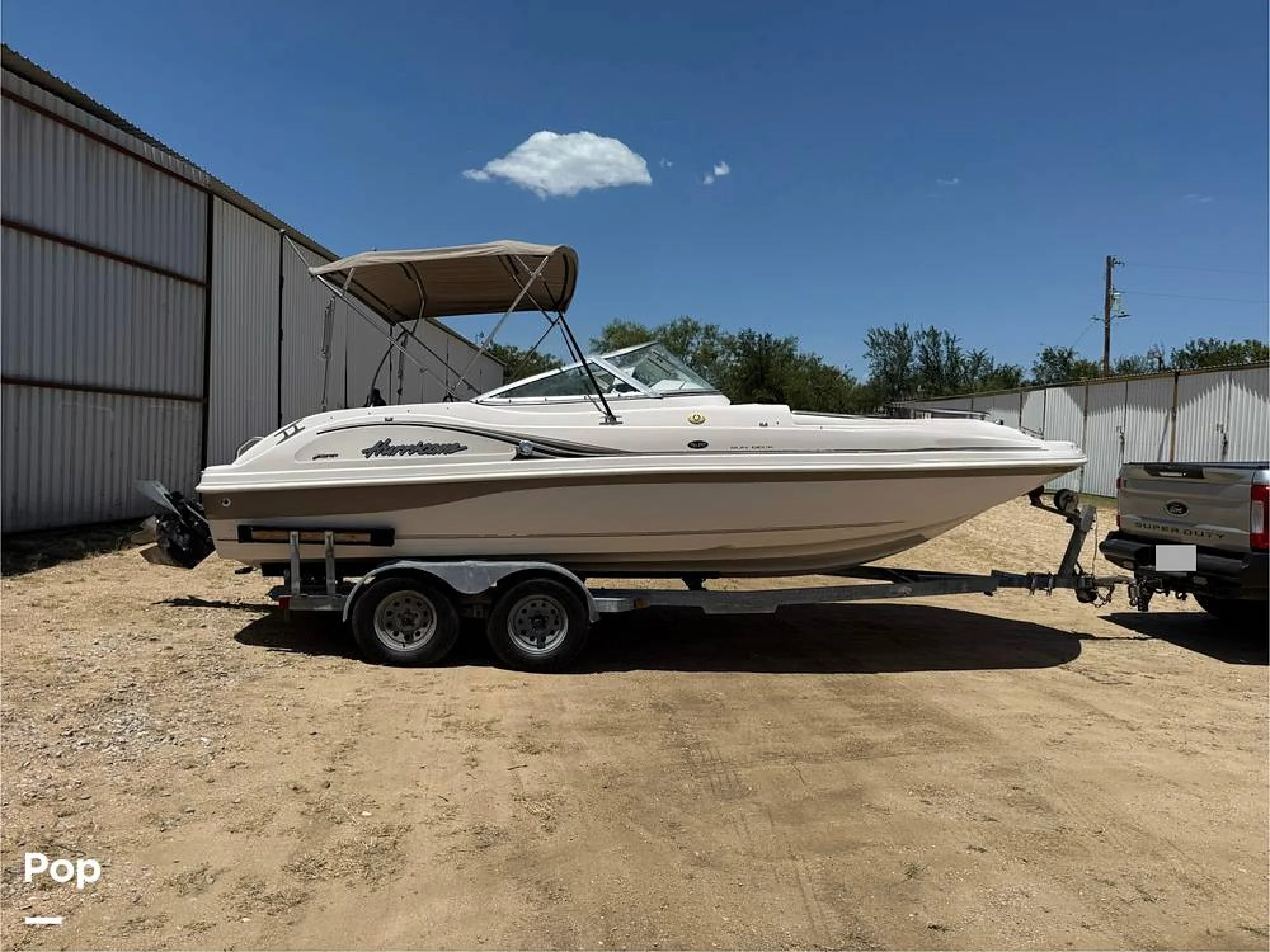 2002 Hurricane 217SD - Image 2