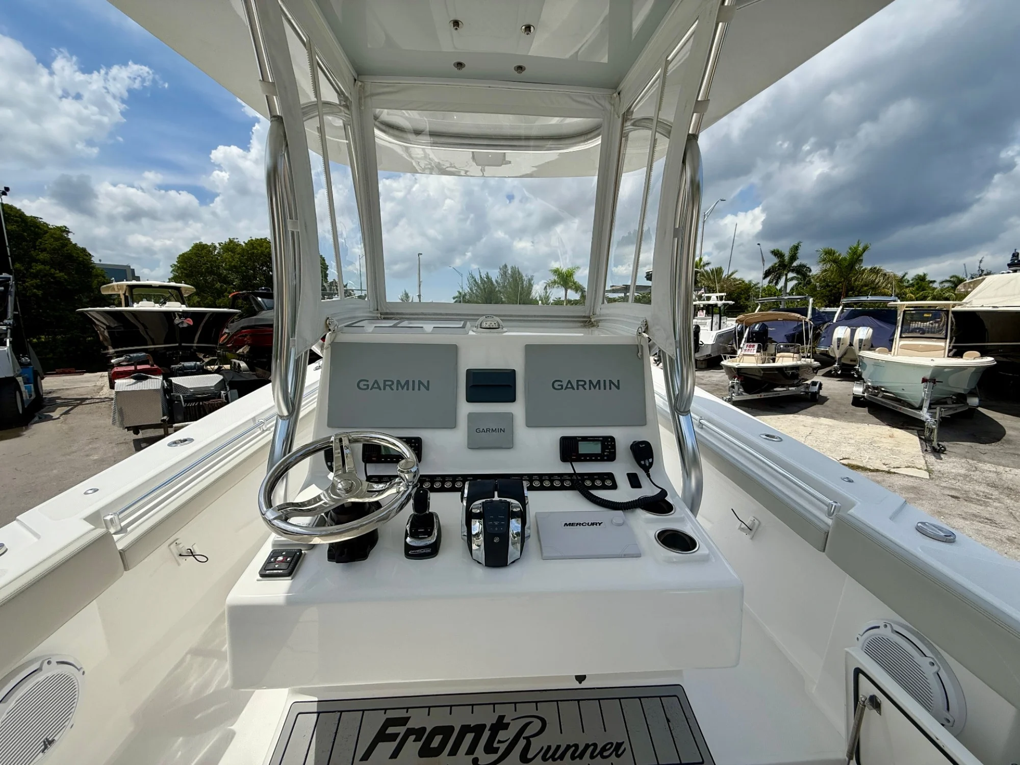 2022 Front Runner 33 - Image 3