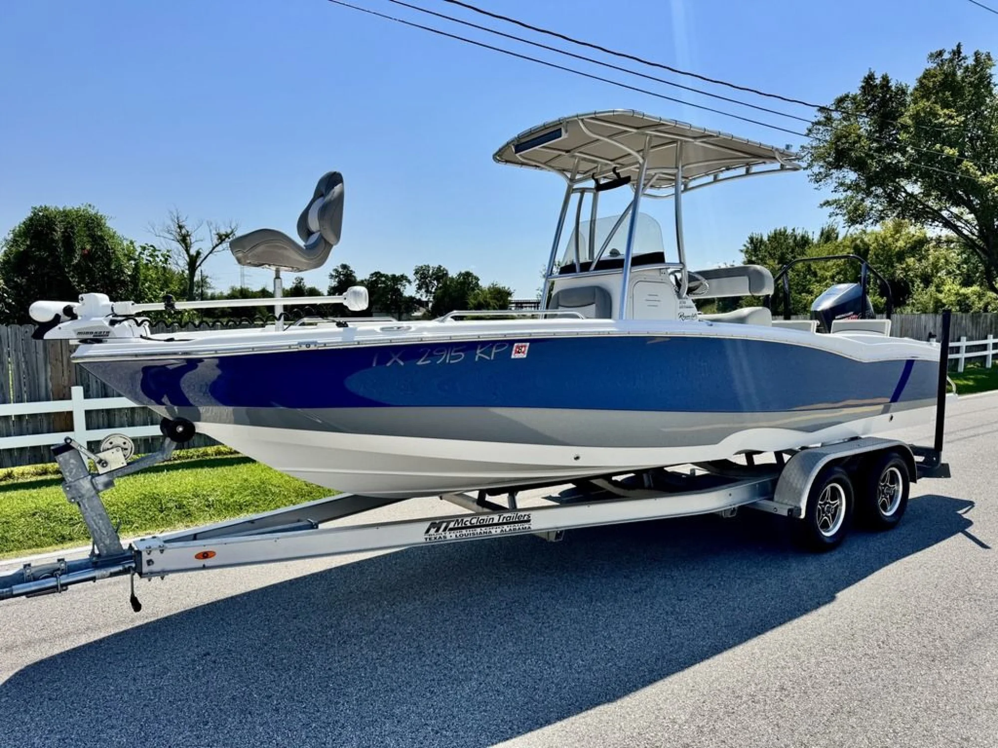 2022 Nauticstar 231 Hybrid
