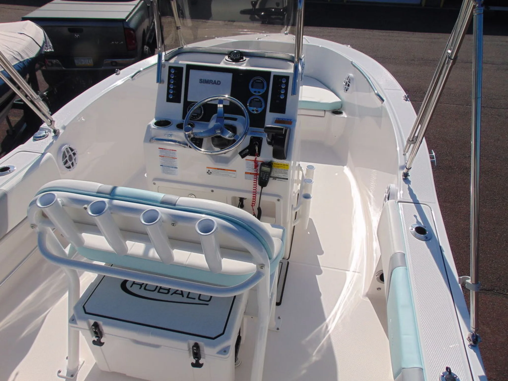 Robalo R180 - Image 5