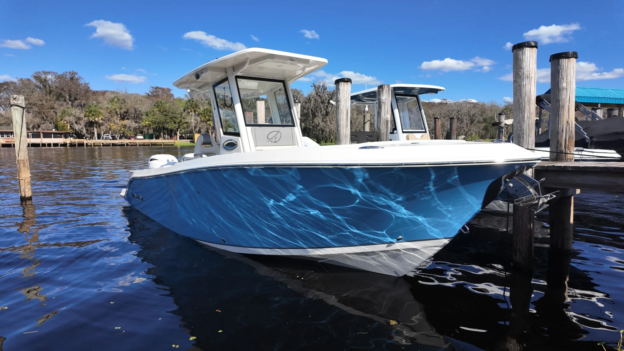 2026 Sailfish 252 CC — Twin Yamaha 150s - Image 4