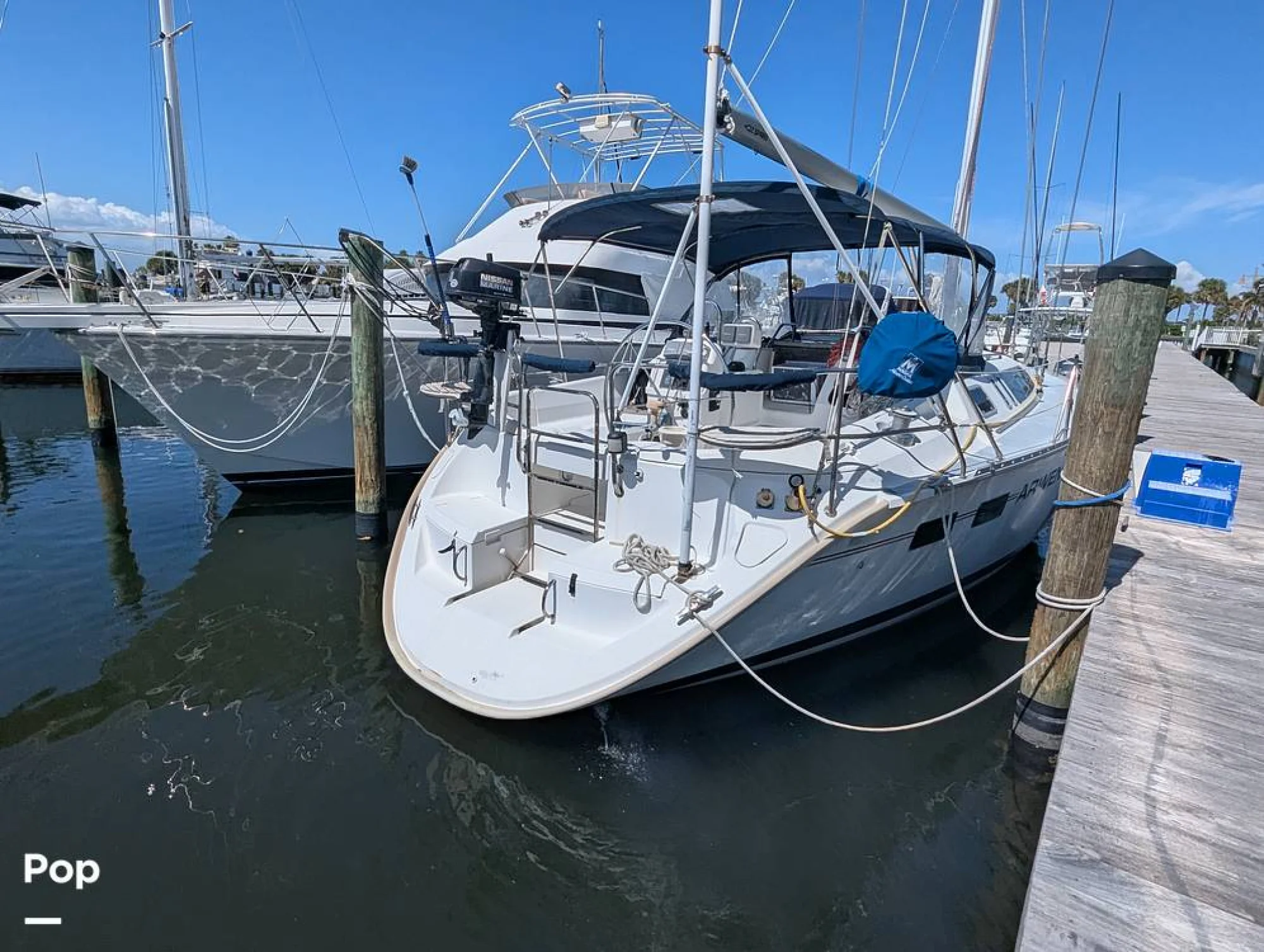 1996 Hunter 40.5 Legend - Image 3