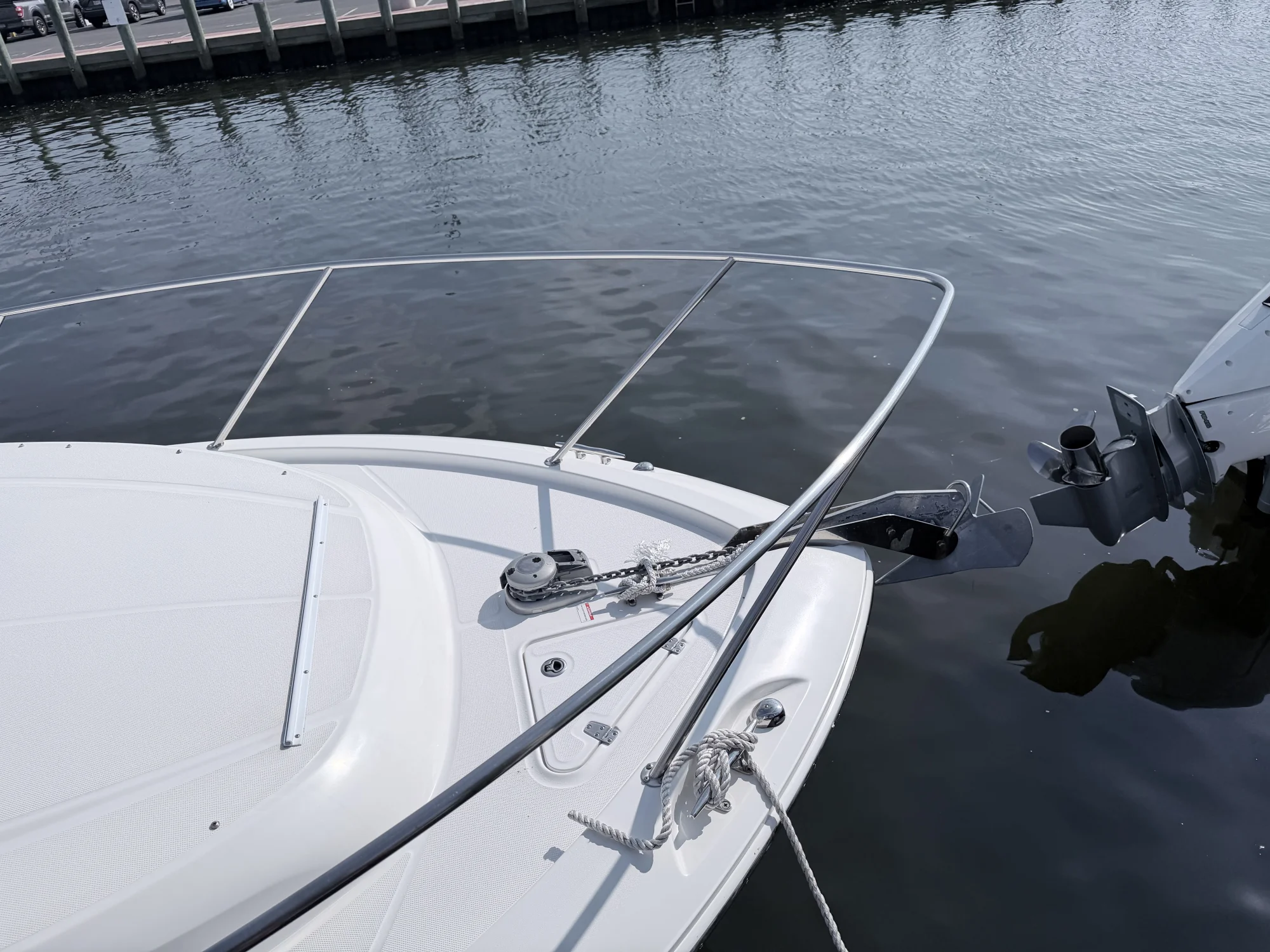2017 Boston Whaler 315 Conquest - Image 4